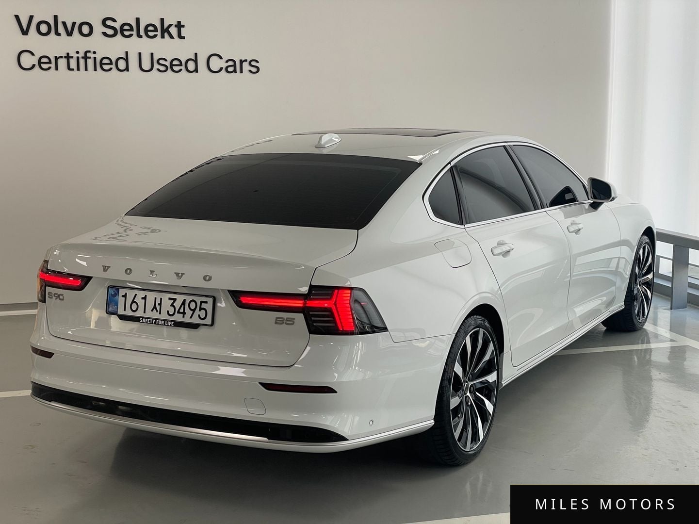 Volvo S90 2026 — миниатюра 2