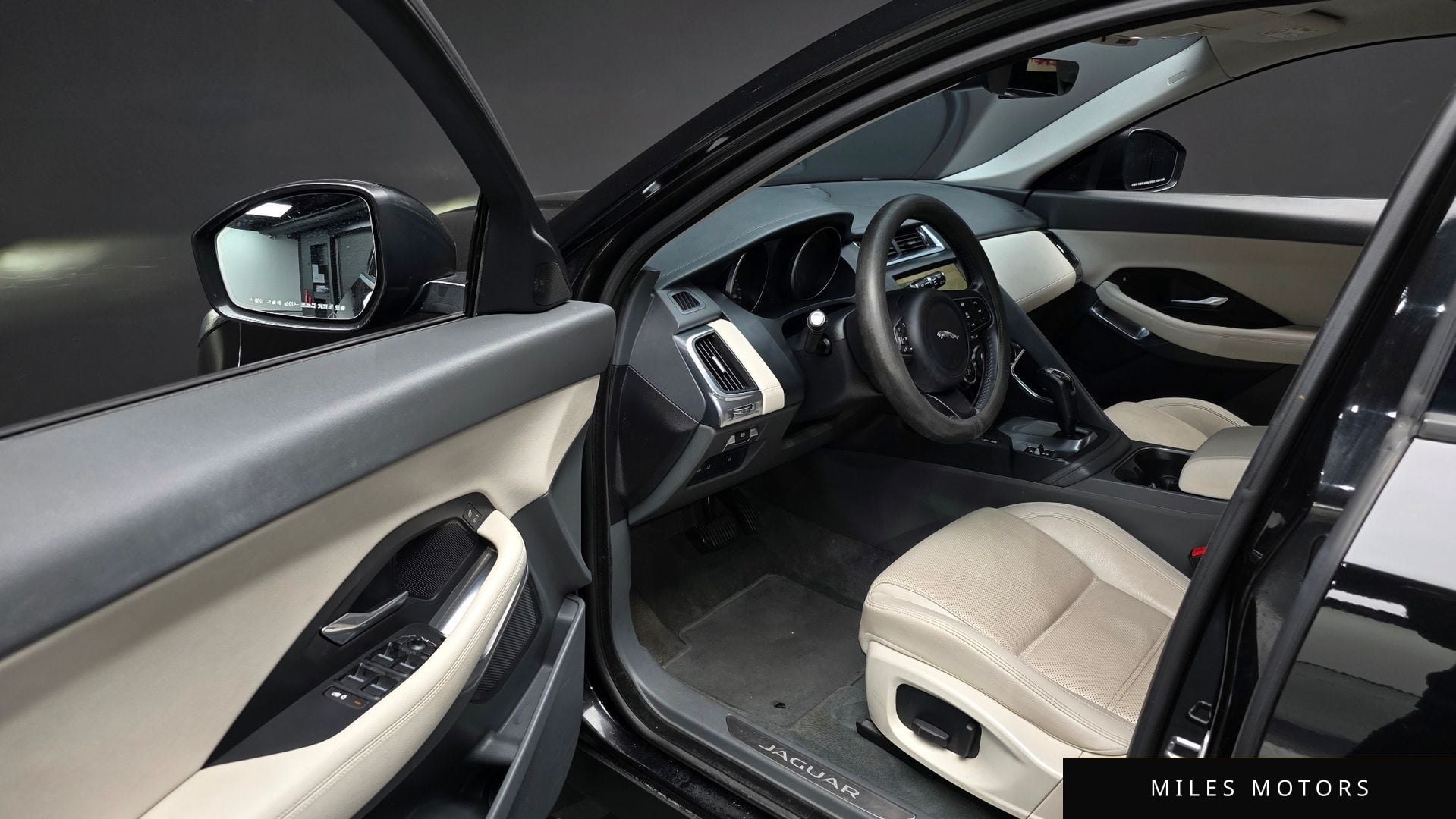 Jaguar E-PACE 2018 — миниатюра 10