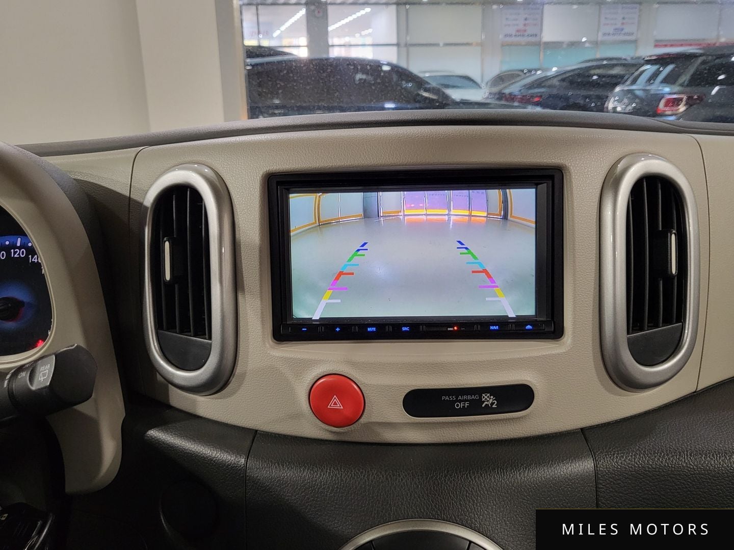 Nissan Cube 2011 — миниатюра 12