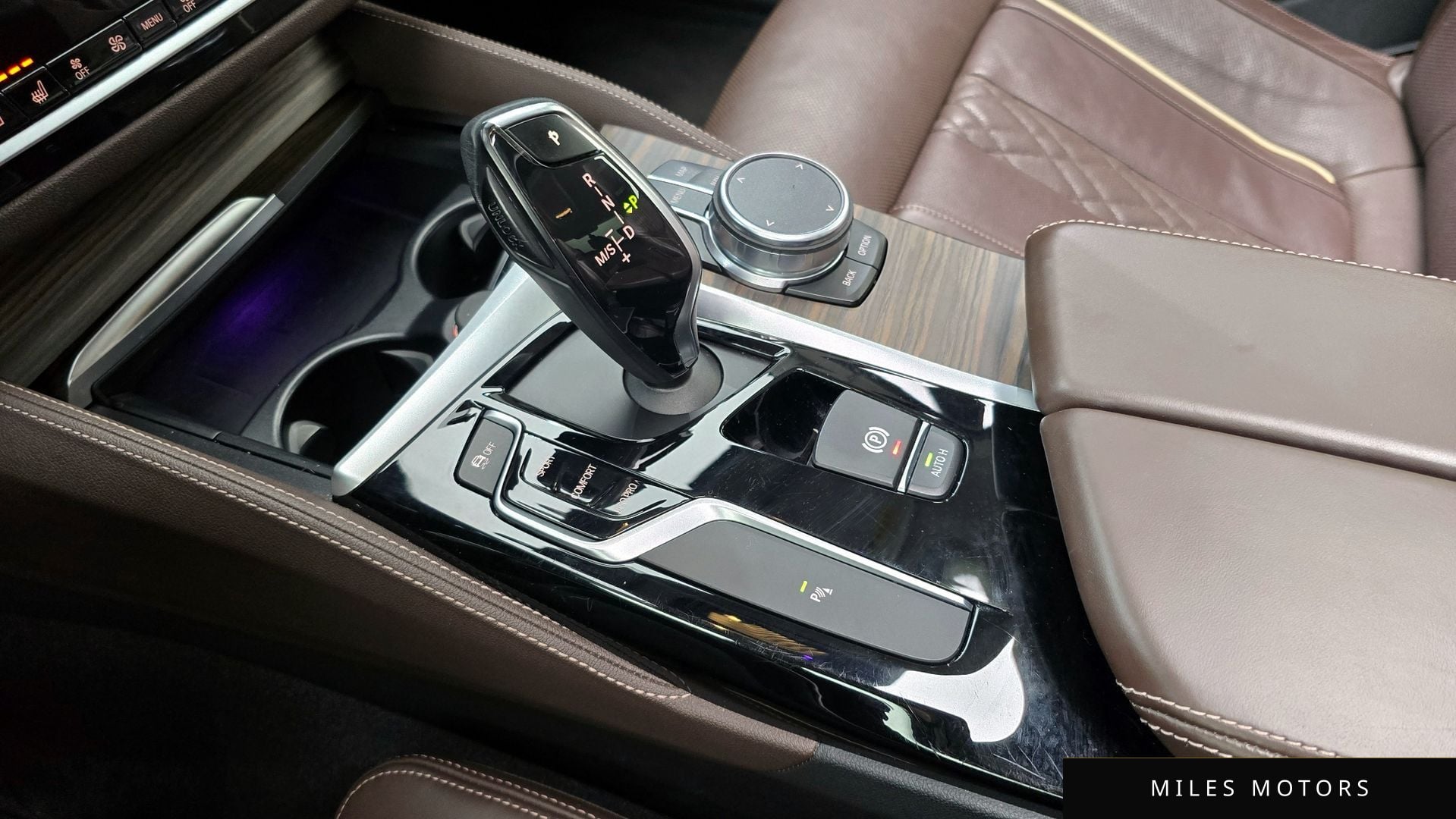 BMW 5 Series (G30) 2018 — миниатюра 9