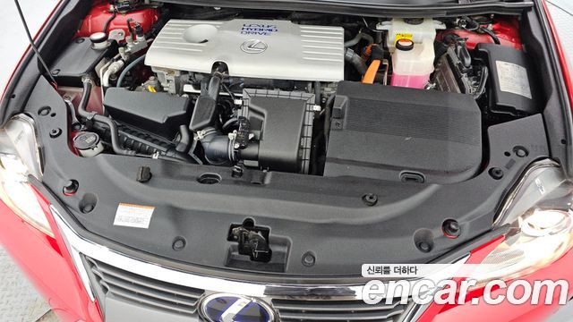 Лексус CT200h 2016 — миниатюра 6