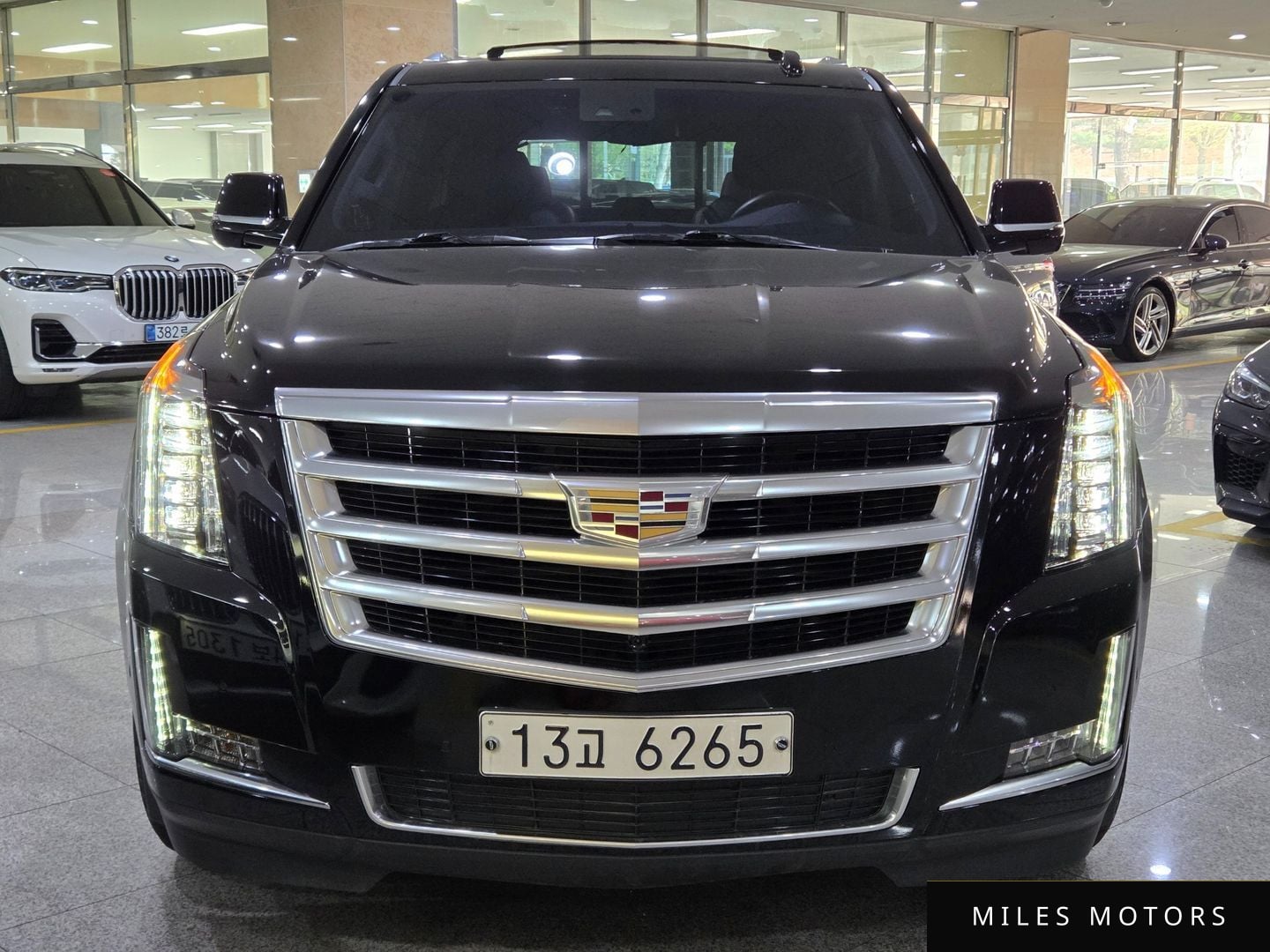 Cadillac Escalade 2017 — миниатюра 2