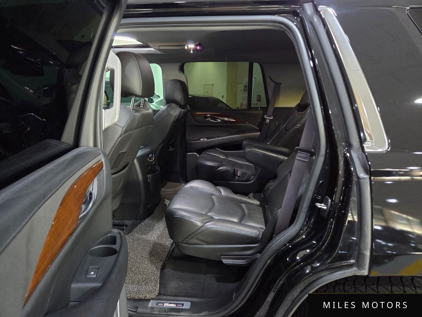 Cadillac Escalade 2017 — миниатюра 7