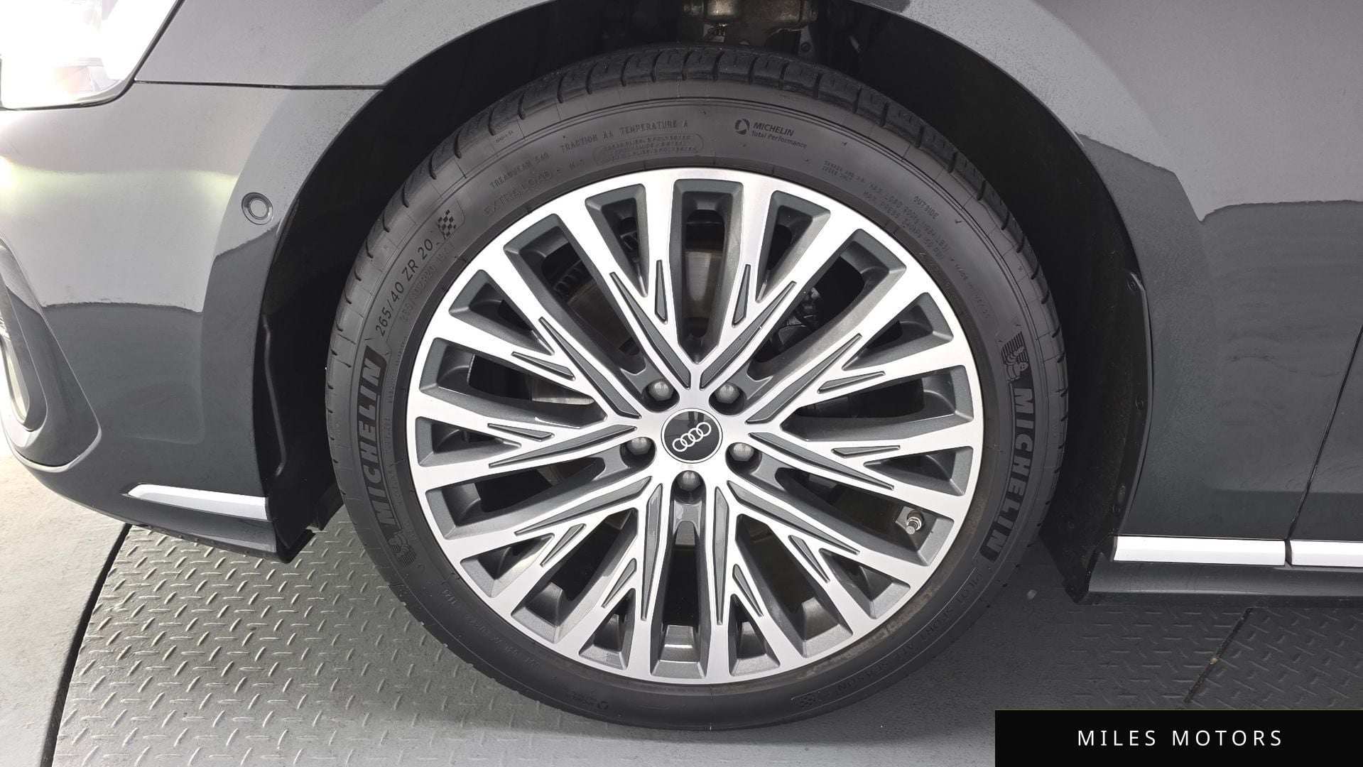 Audi A8 (D5) 2023 — миниатюра 5