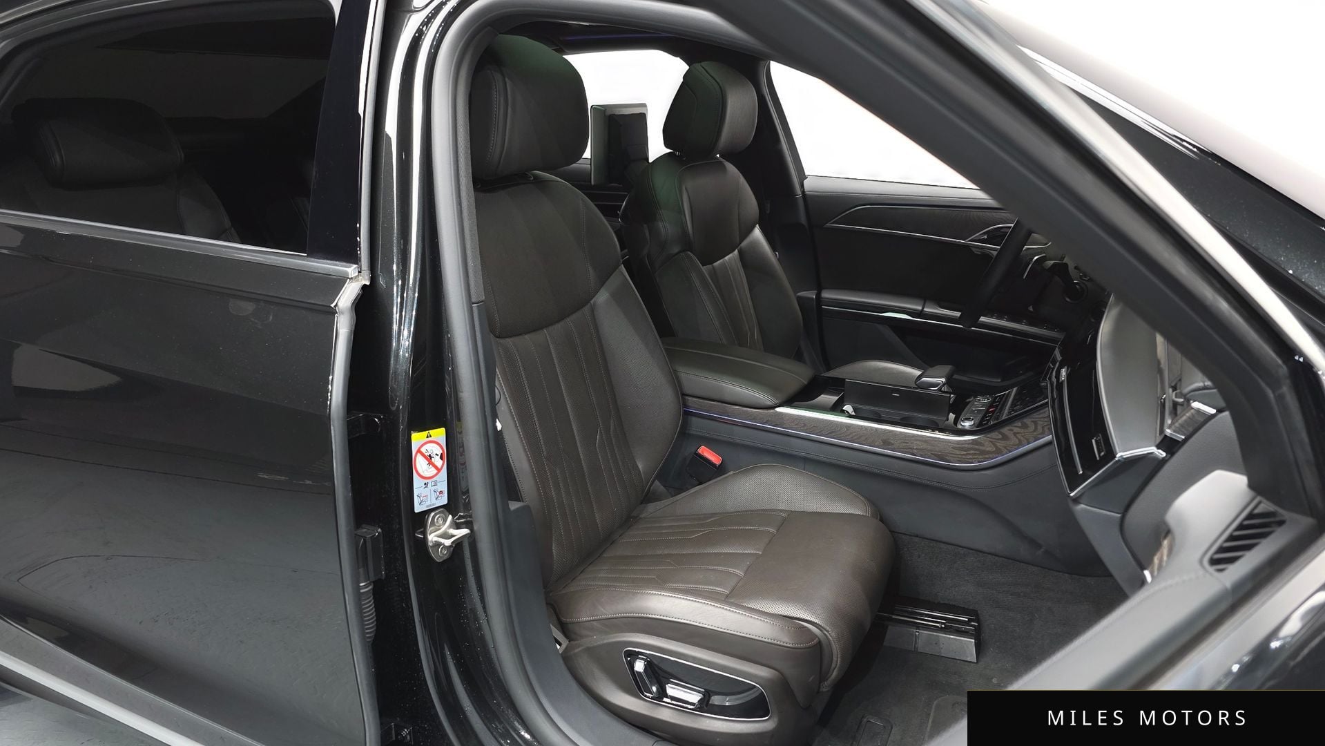 Audi A8 (D5) 2023 — миниатюра 12