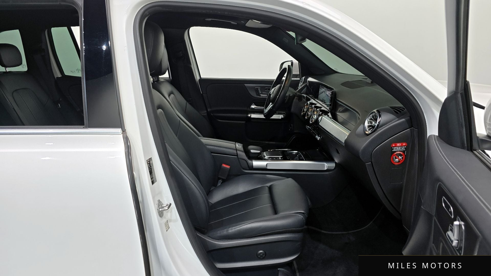 Mercedes-Benz GLB-Class X247 2021 — миниатюра 11