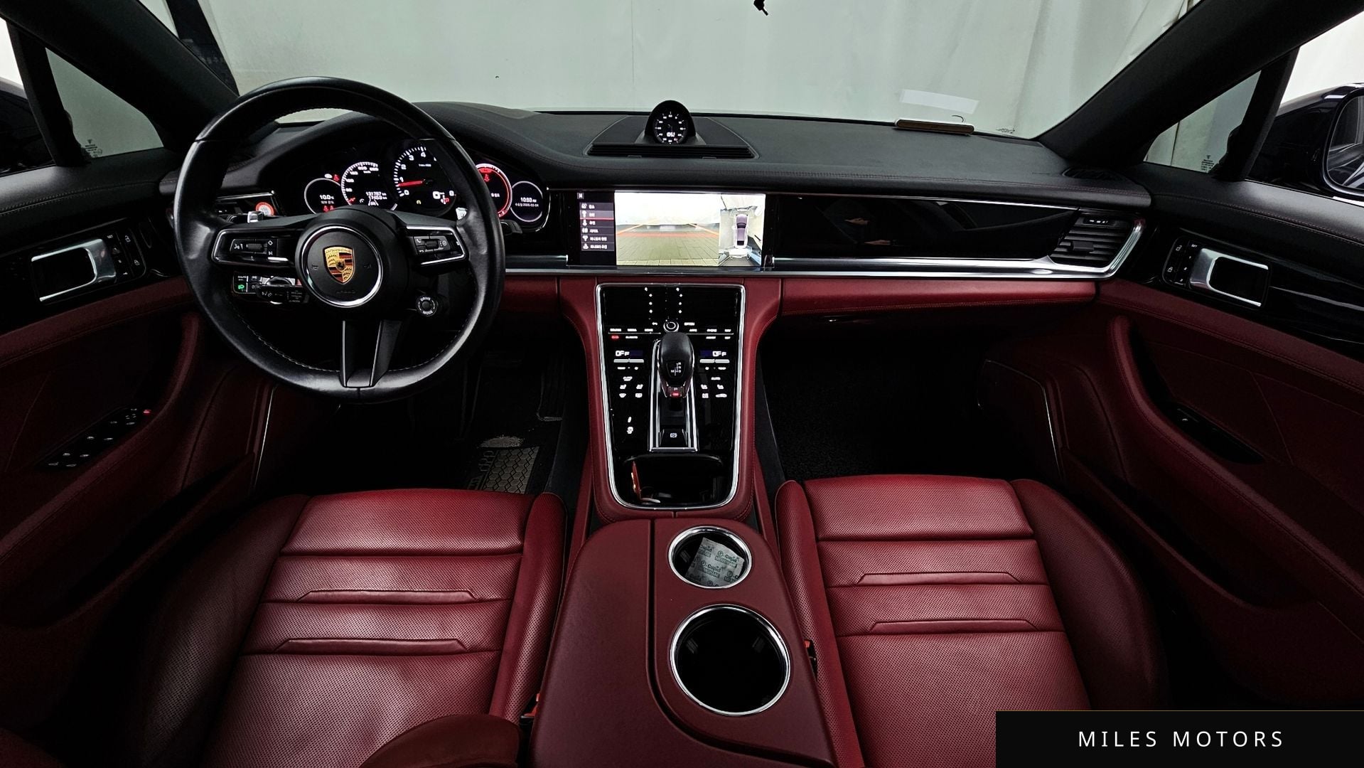 Porsche Panamera 2021 — миниатюра 7
