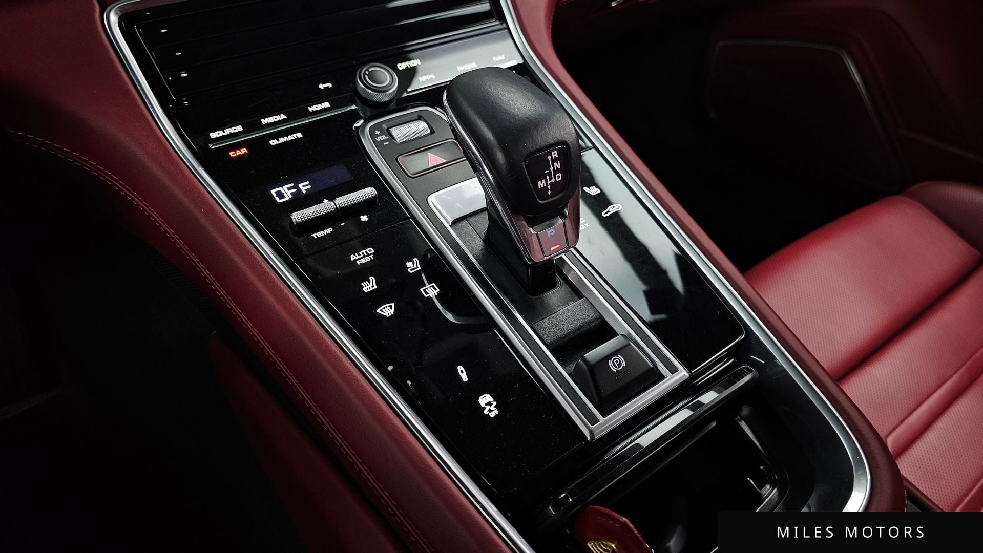 Porsche Panamera 2021 — миниатюра 9