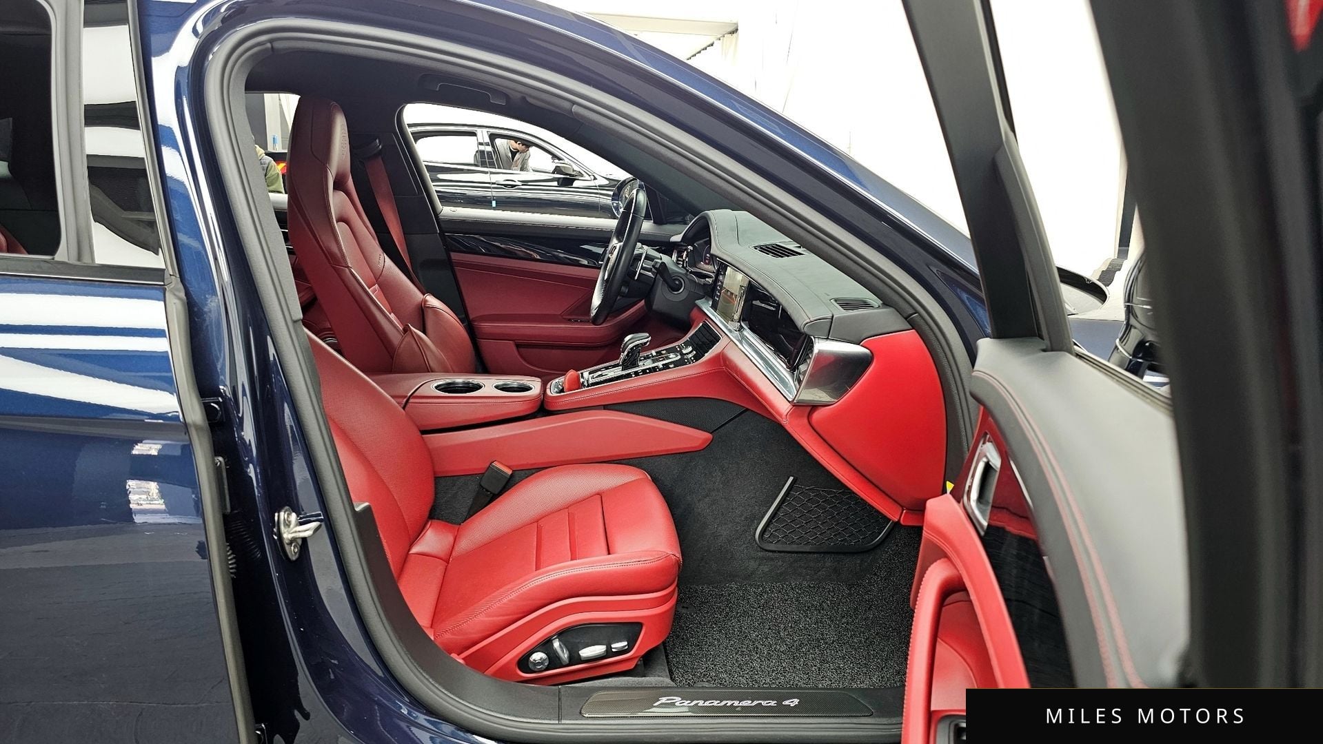 Porsche Panamera 2021 — миниатюра 11