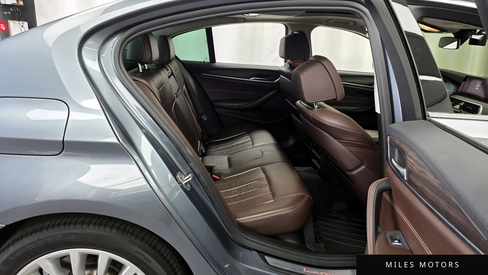 BMW 5시리즈 (G30) 2019 — миниатюра 12