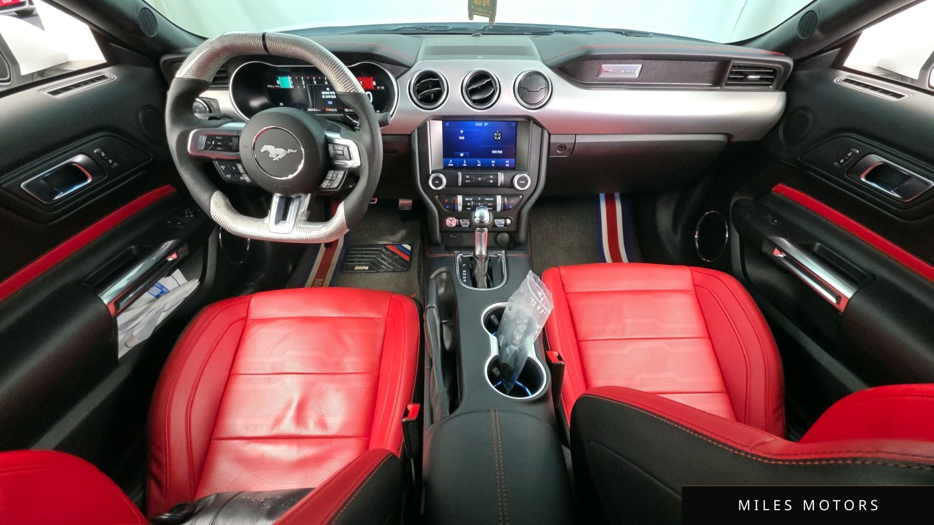 Ford Mustang 2023 — миниатюра 7