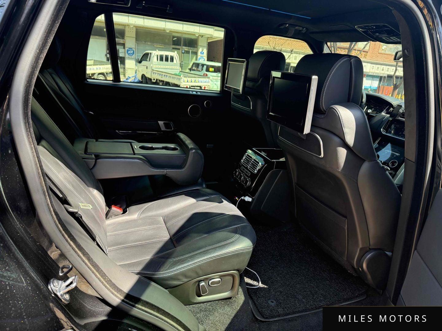 Land Rover 레인지로버 2015 — миниатюра 9