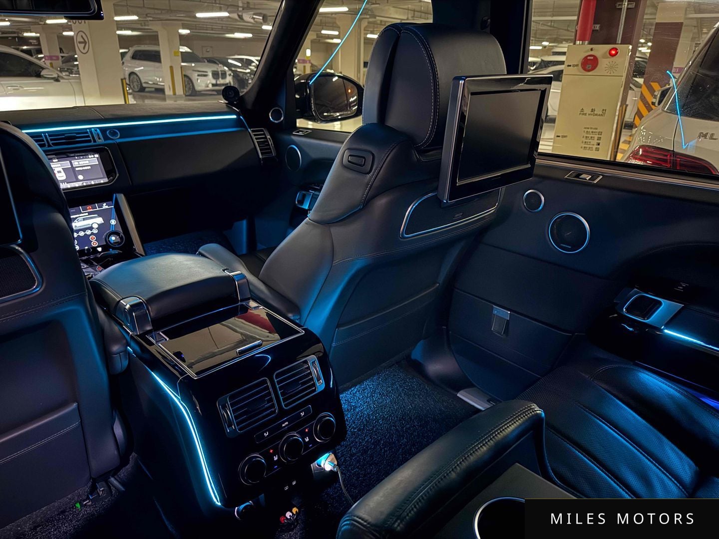 Land Rover 레인지로버 2015 — миниатюра 19