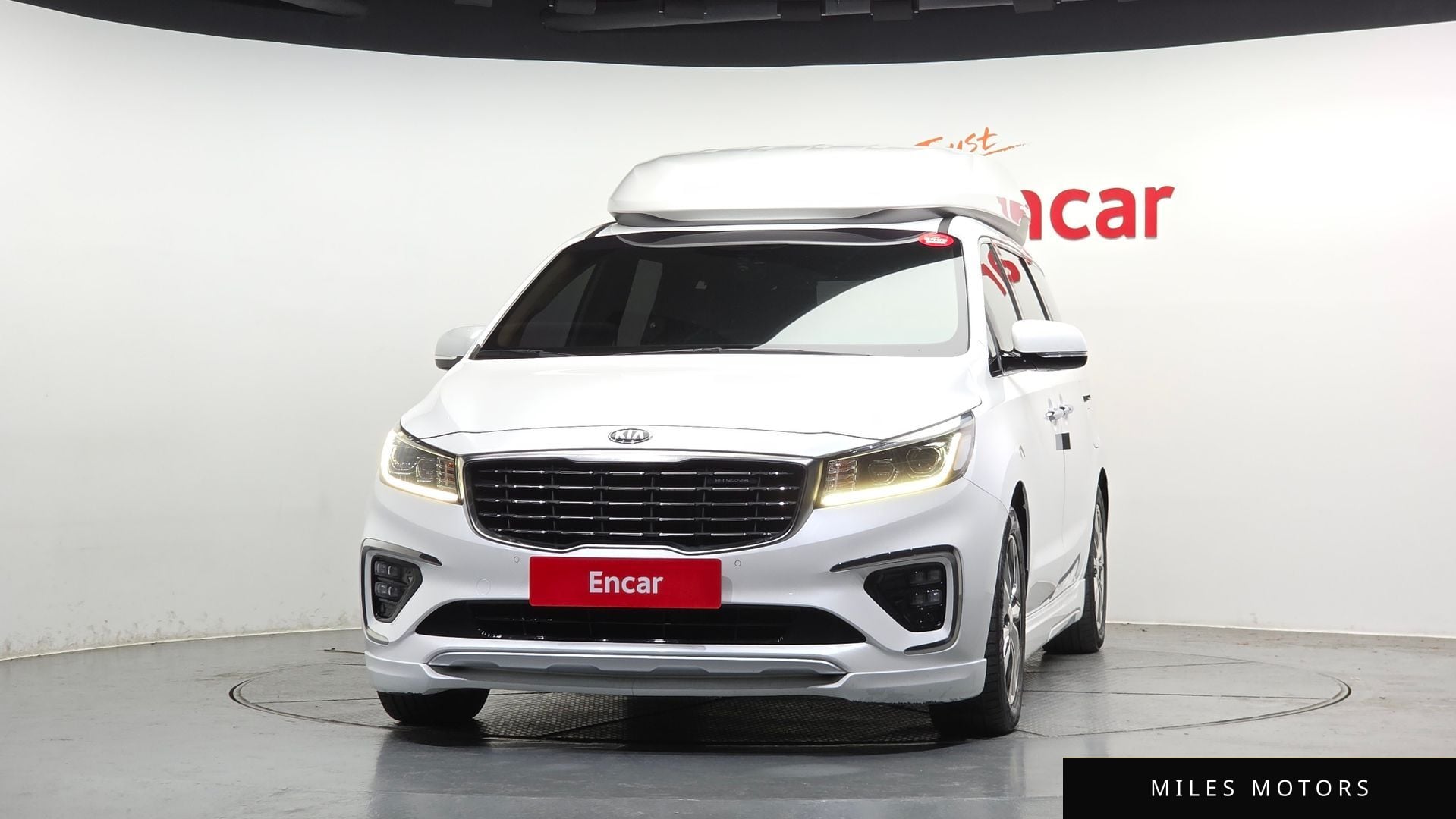 Kia Canival 2019 — миниатюра 3