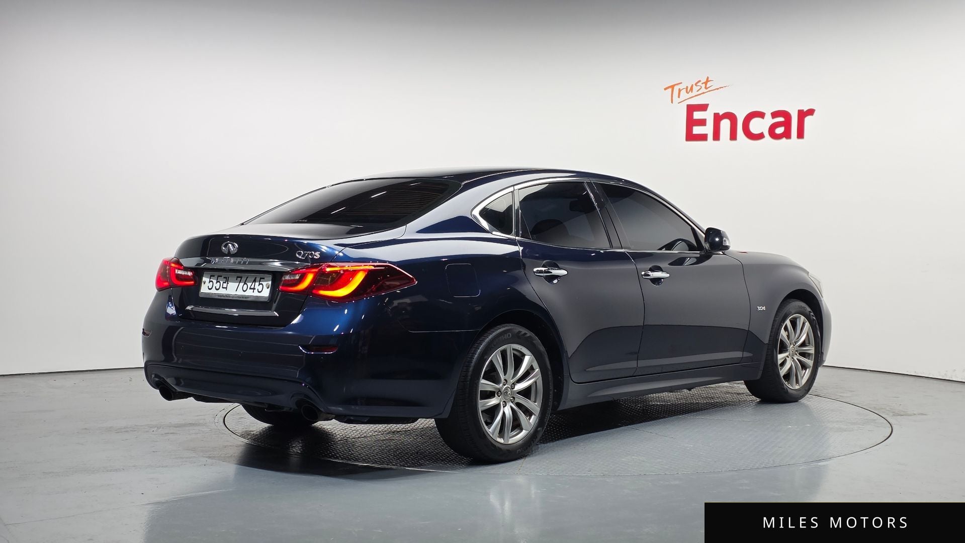 Infiniti Q70 2015 — миниатюра 2