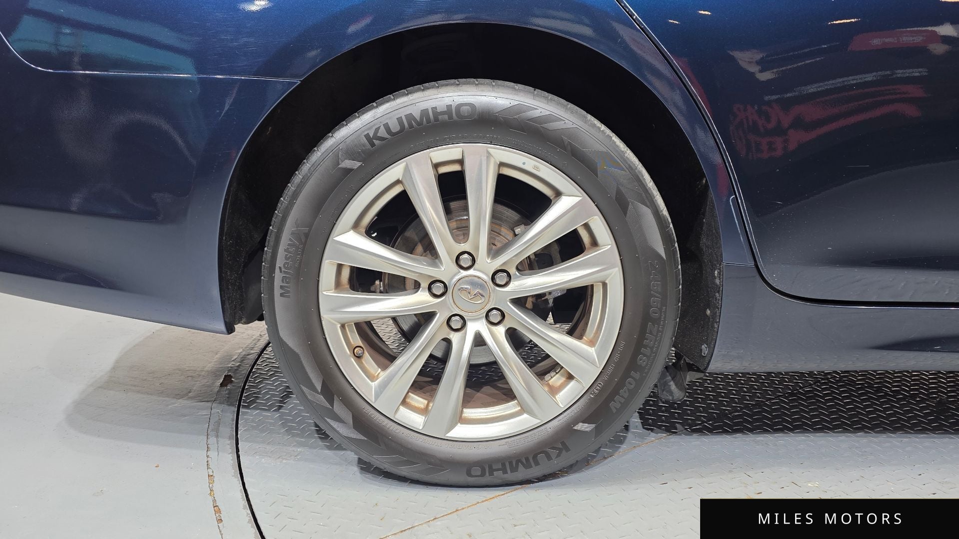 Infiniti Q70 2015 — миниатюра 5