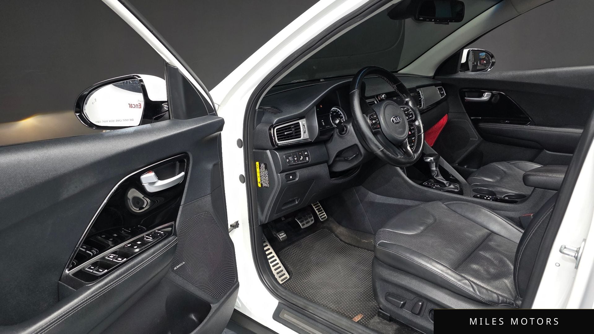 Kia Niro 2017 — миниатюра 11