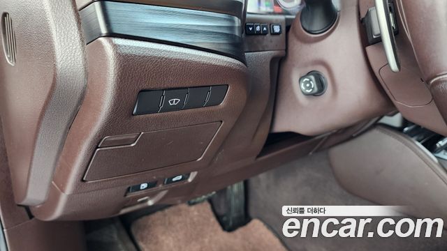 Лексус ES300h 2019 — миниатюра 14