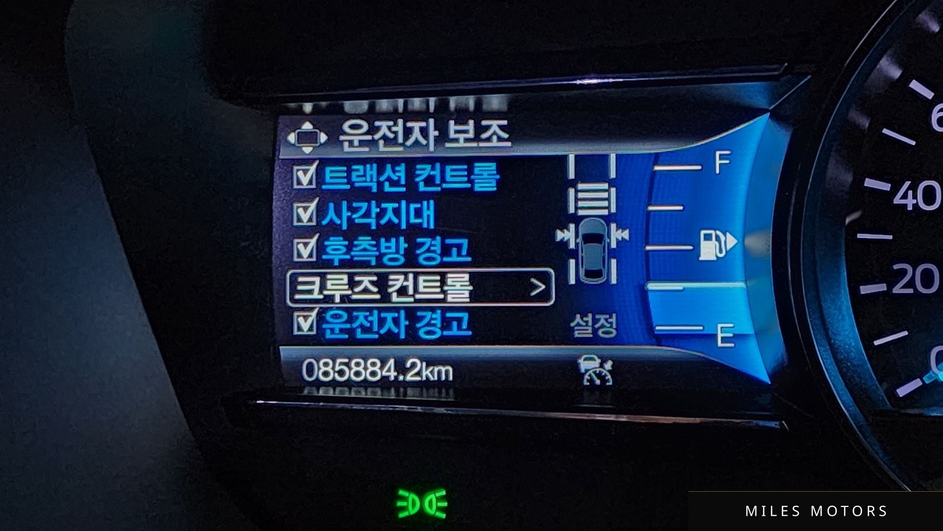 Ford 익스플로러 2019 — миниатюра 18