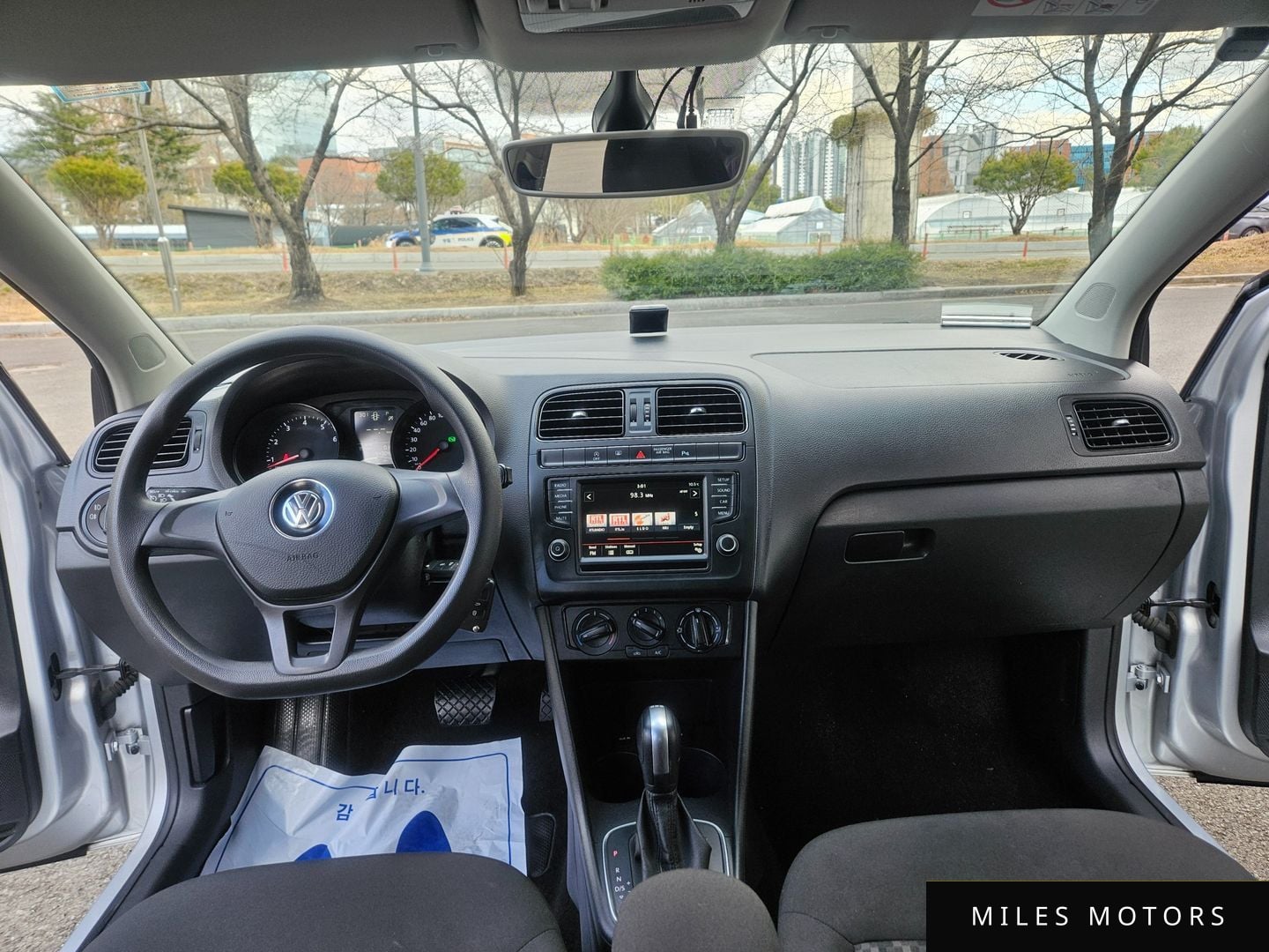 Volkswagen Polo 2016 — миниатюра 10
