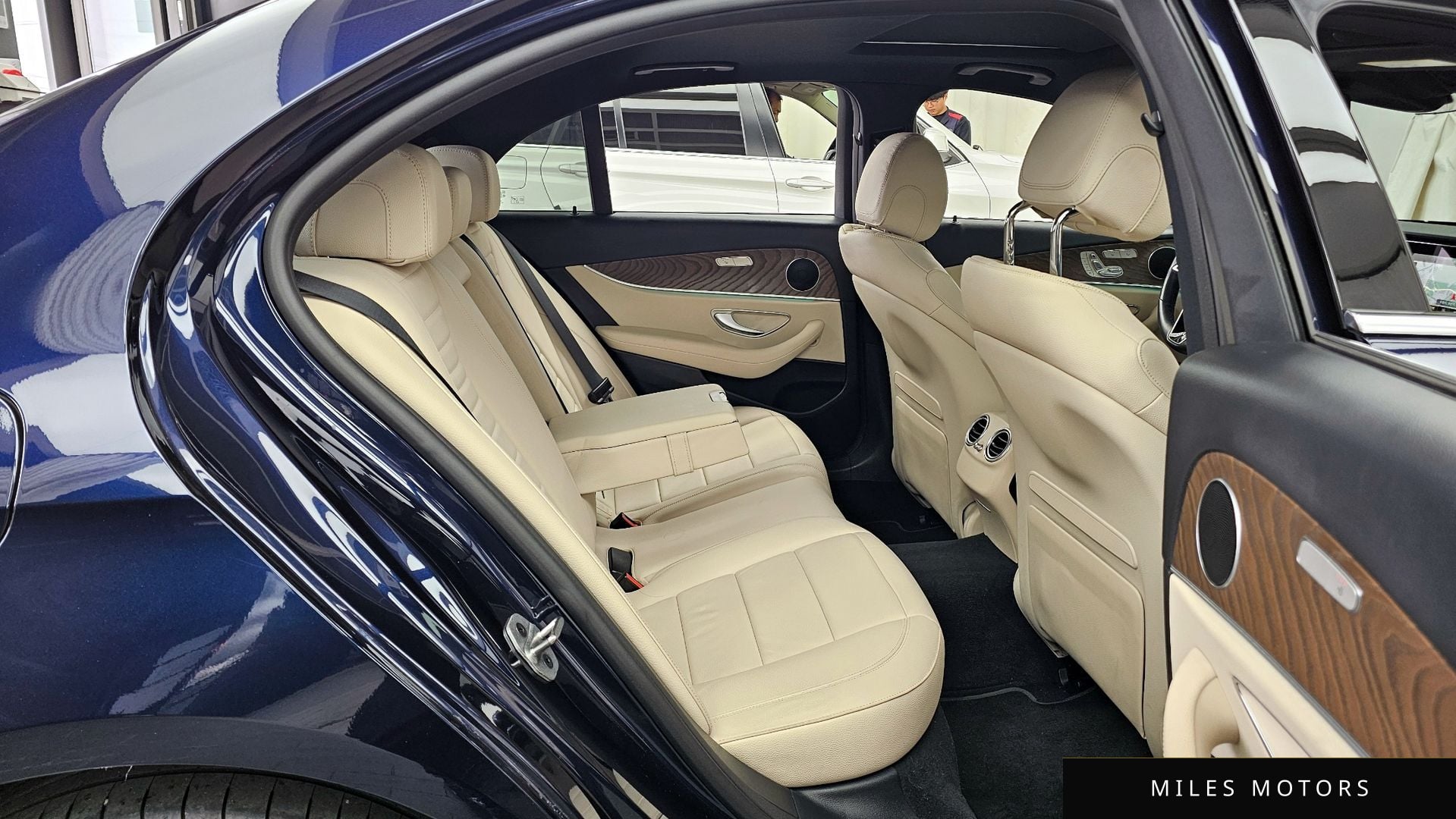 Mercedes-Benz E-Class W213 2022 — миниатюра 12