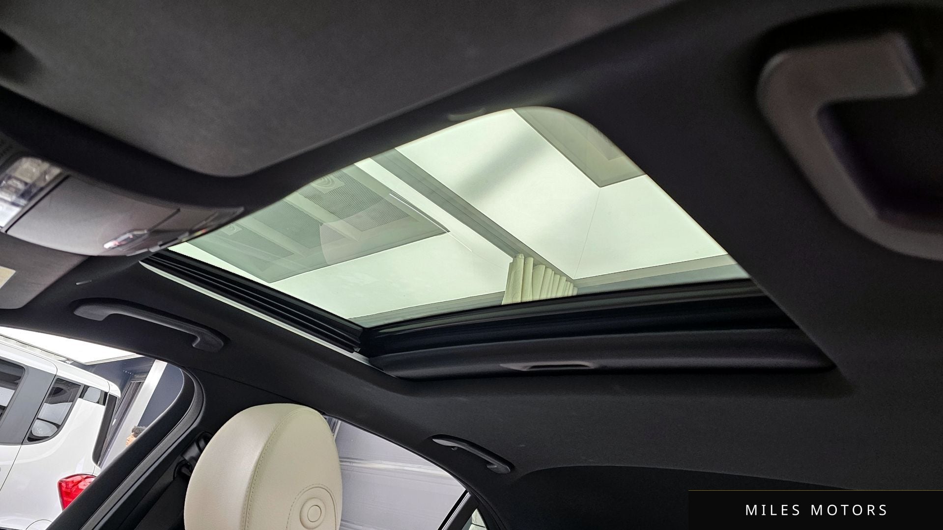 Mercedes-Benz E-Class W213 2022 — миниатюра 18