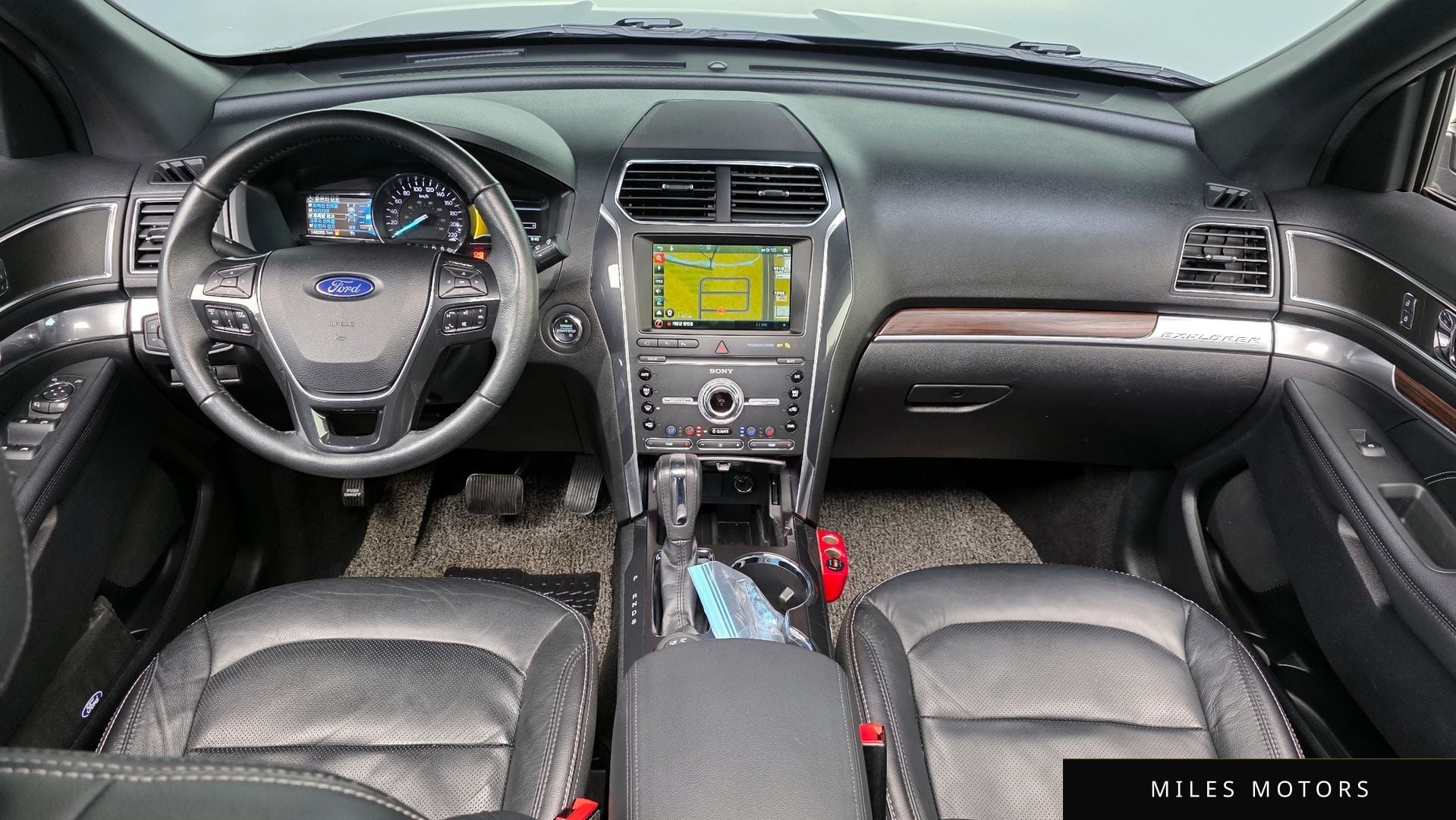 Ford Explorer 2019 — миниатюра 7