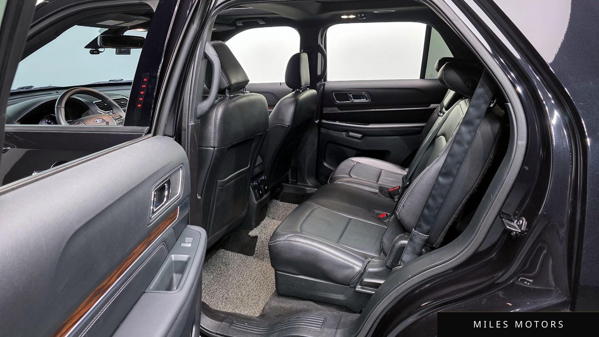 Ford Explorer 2019 — миниатюра 12