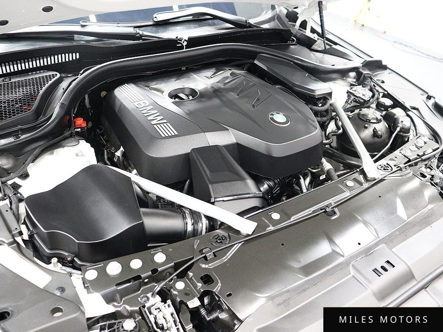 BMW 5 Series (G60) 2025 — миниатюра 6