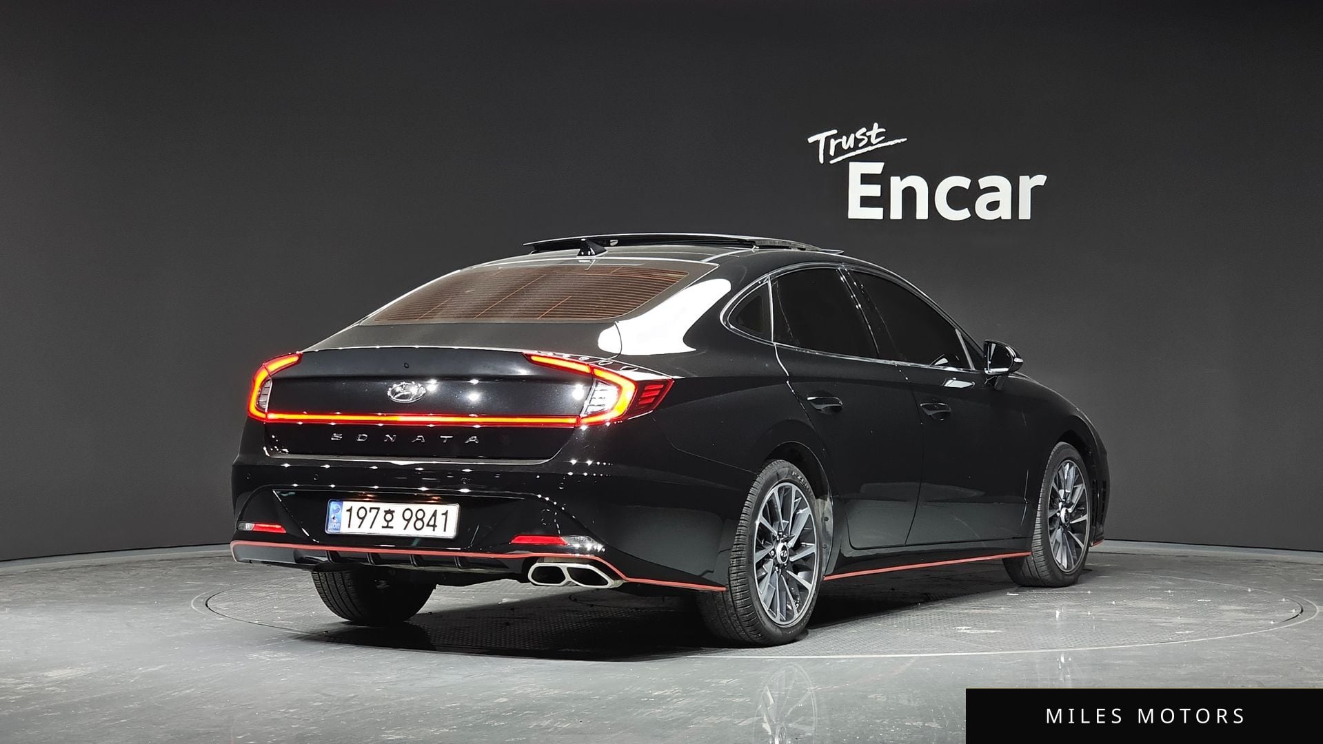 Hyundai Sonata 2022 — фото 1 из 12