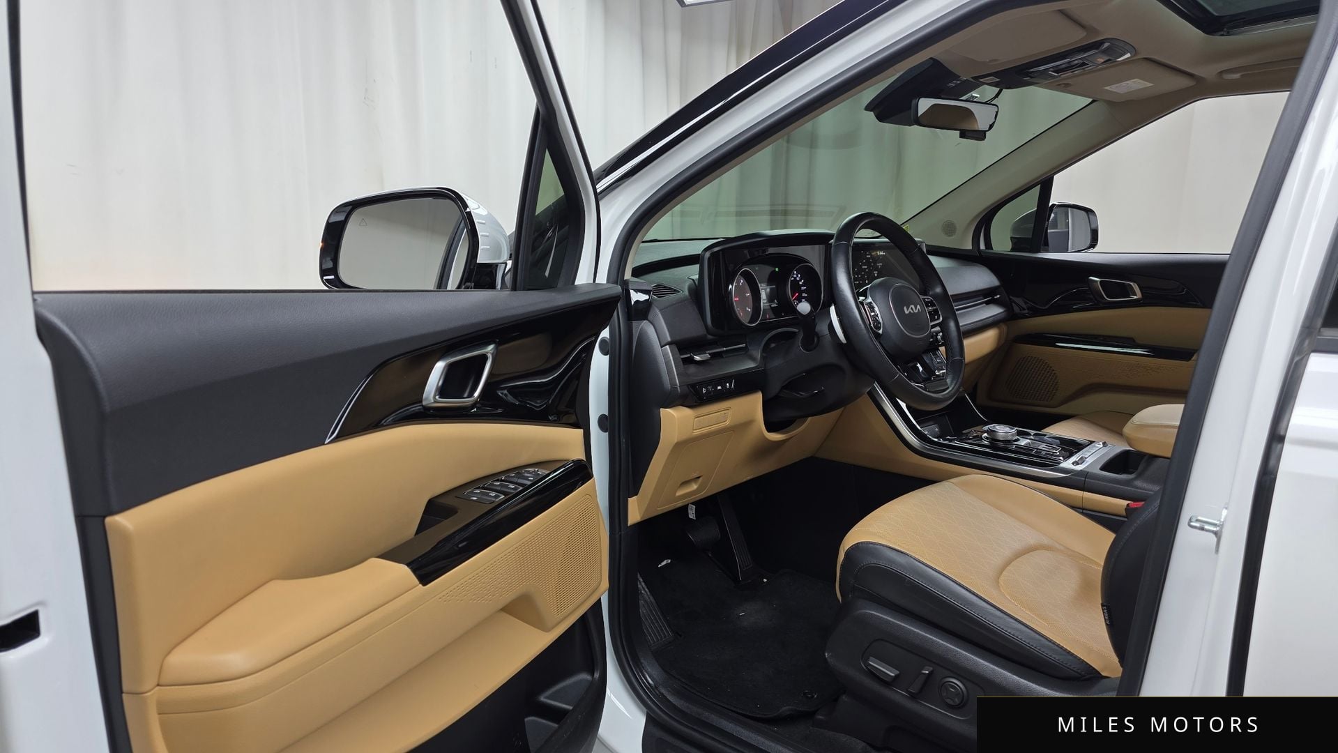 Kia Carnival 2022 — миниатюра 10