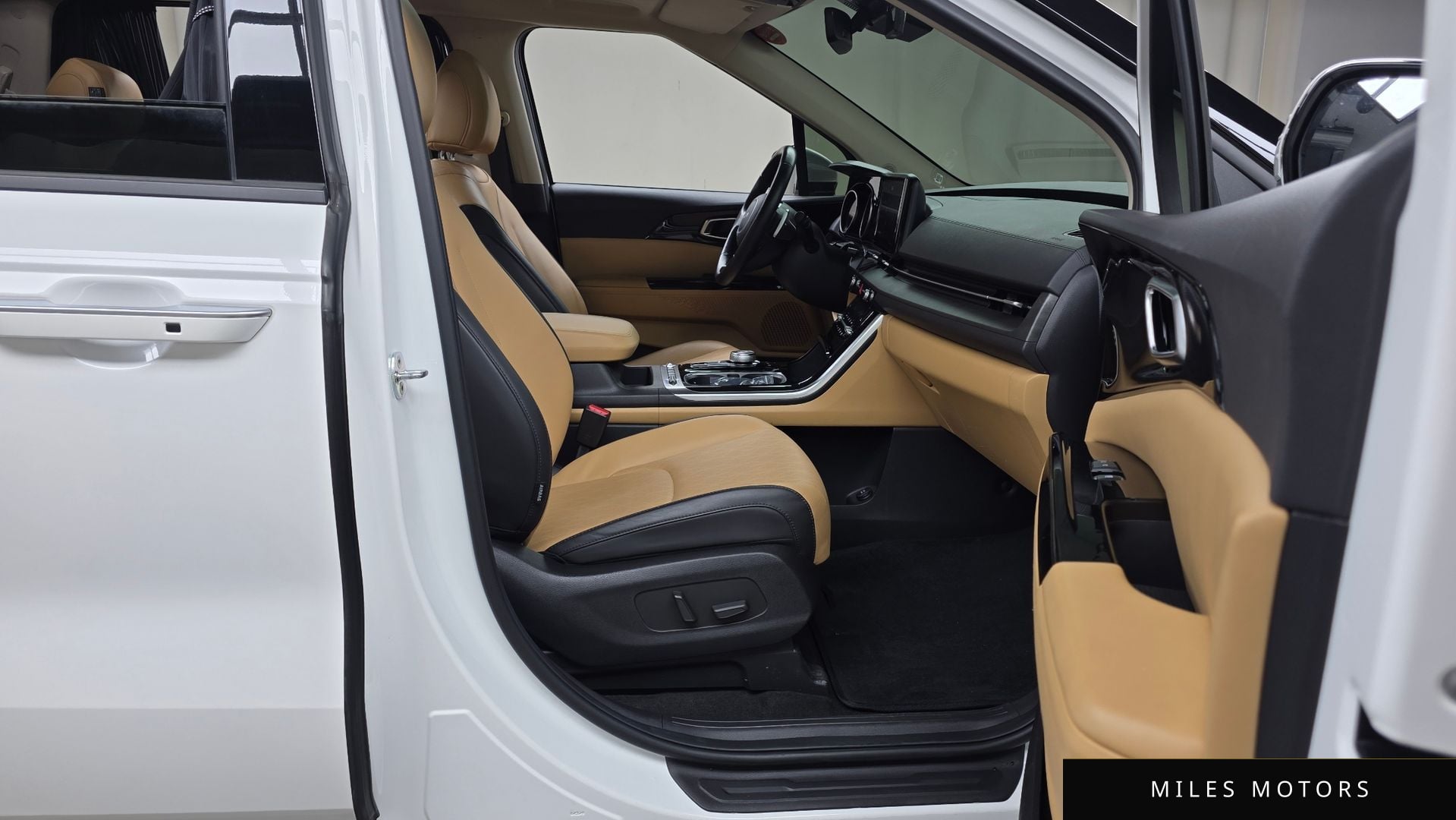 Kia Carnival 2022 — миниатюра 11