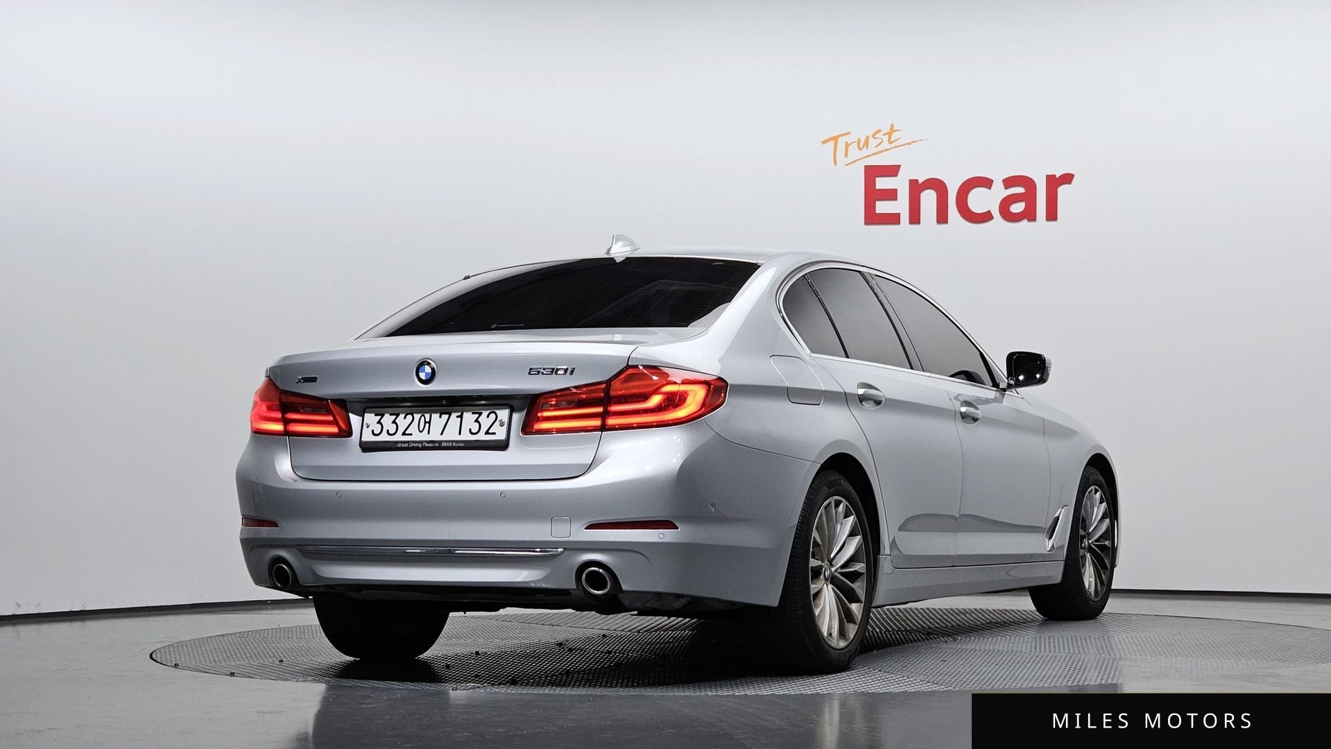 BMW 5 Series (G30) 2019 — миниатюра 2