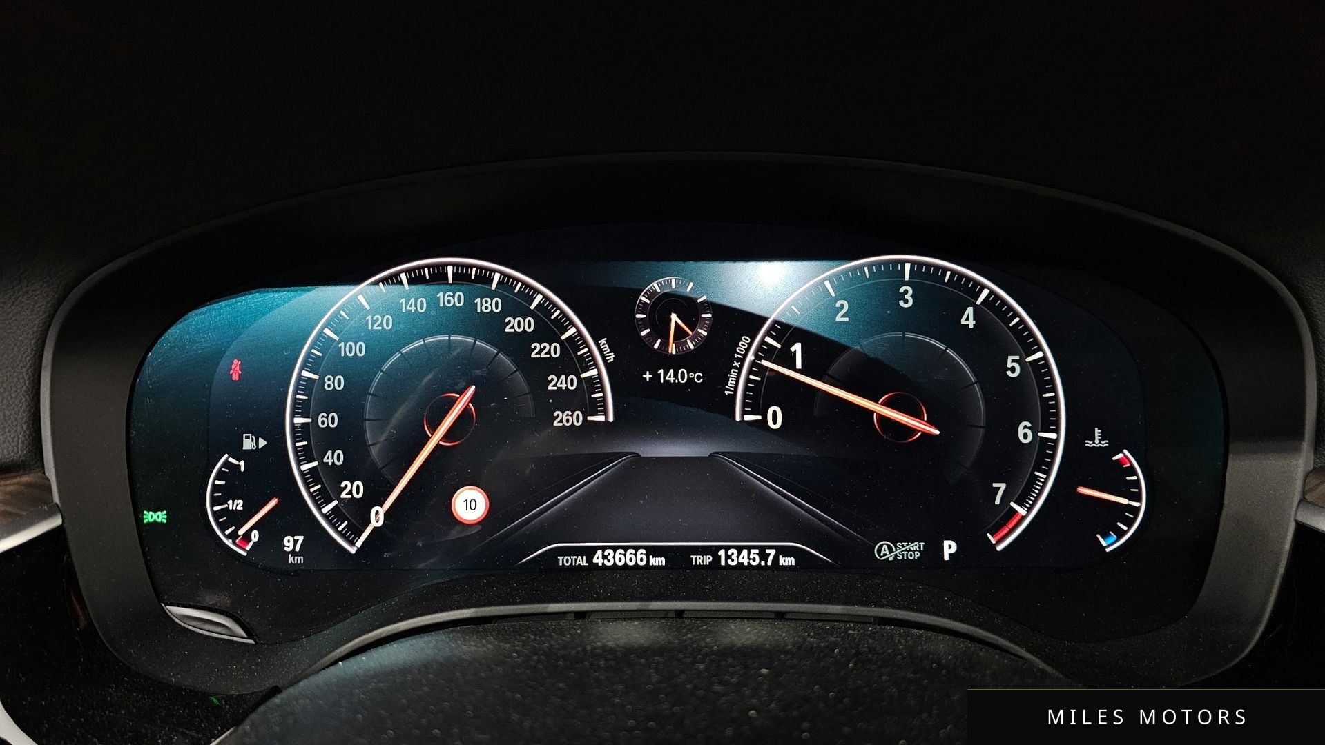 BMW 5 Series (G30) 2019 — миниатюра 8