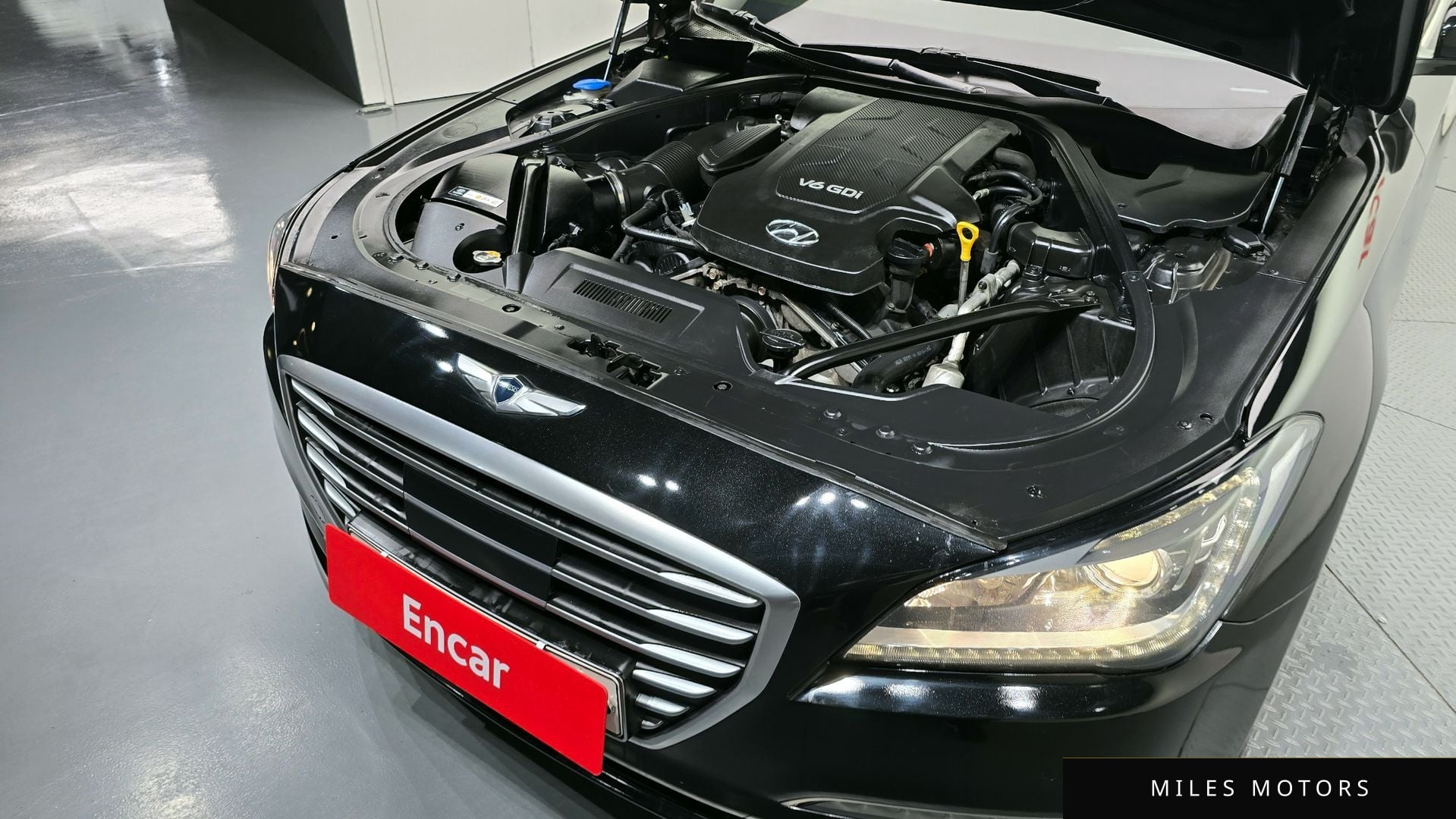 Hyundai Genesis 2015 — миниатюра 6