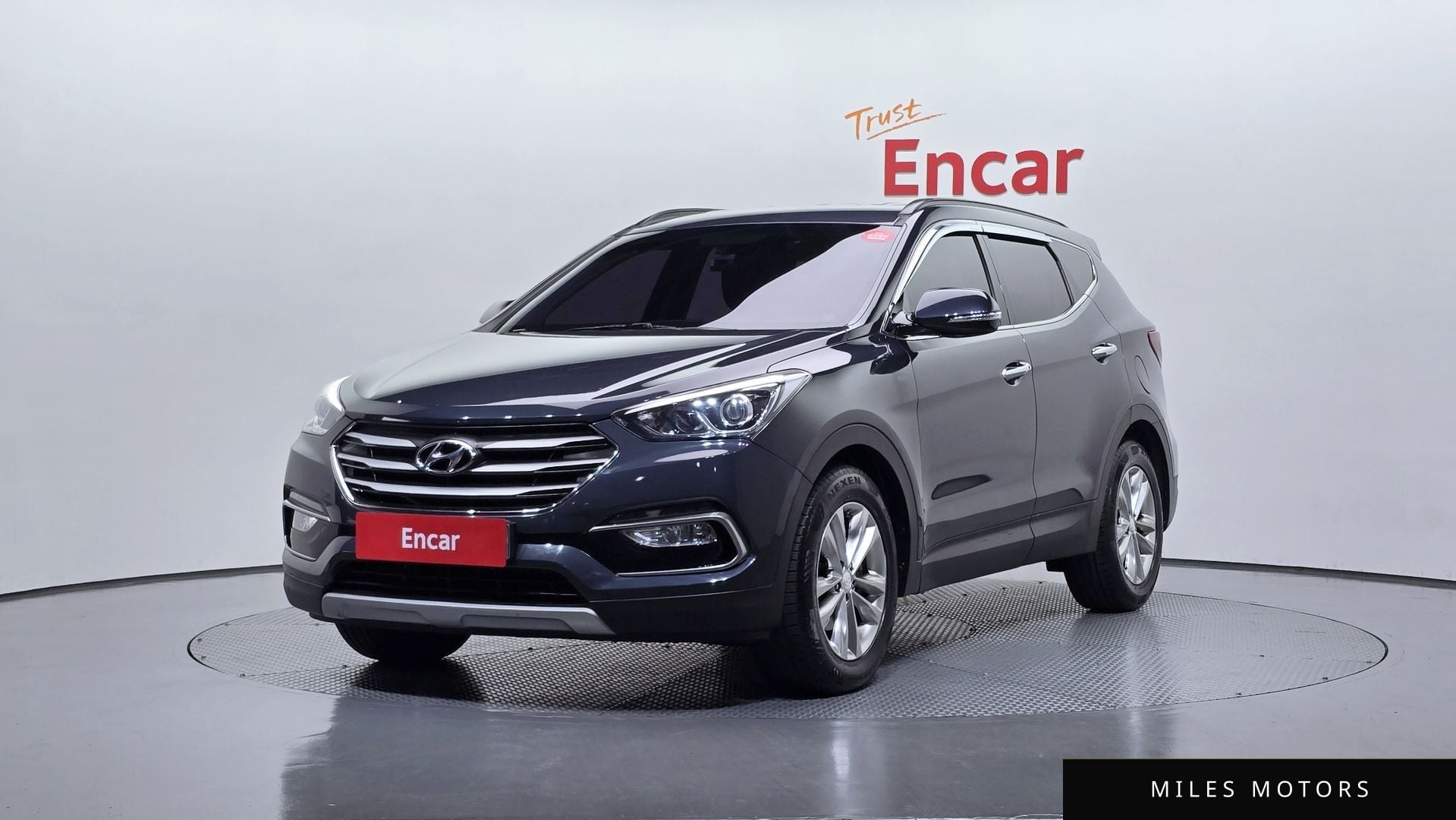 Hyundai Santafe 2016 — фото 1 из 12