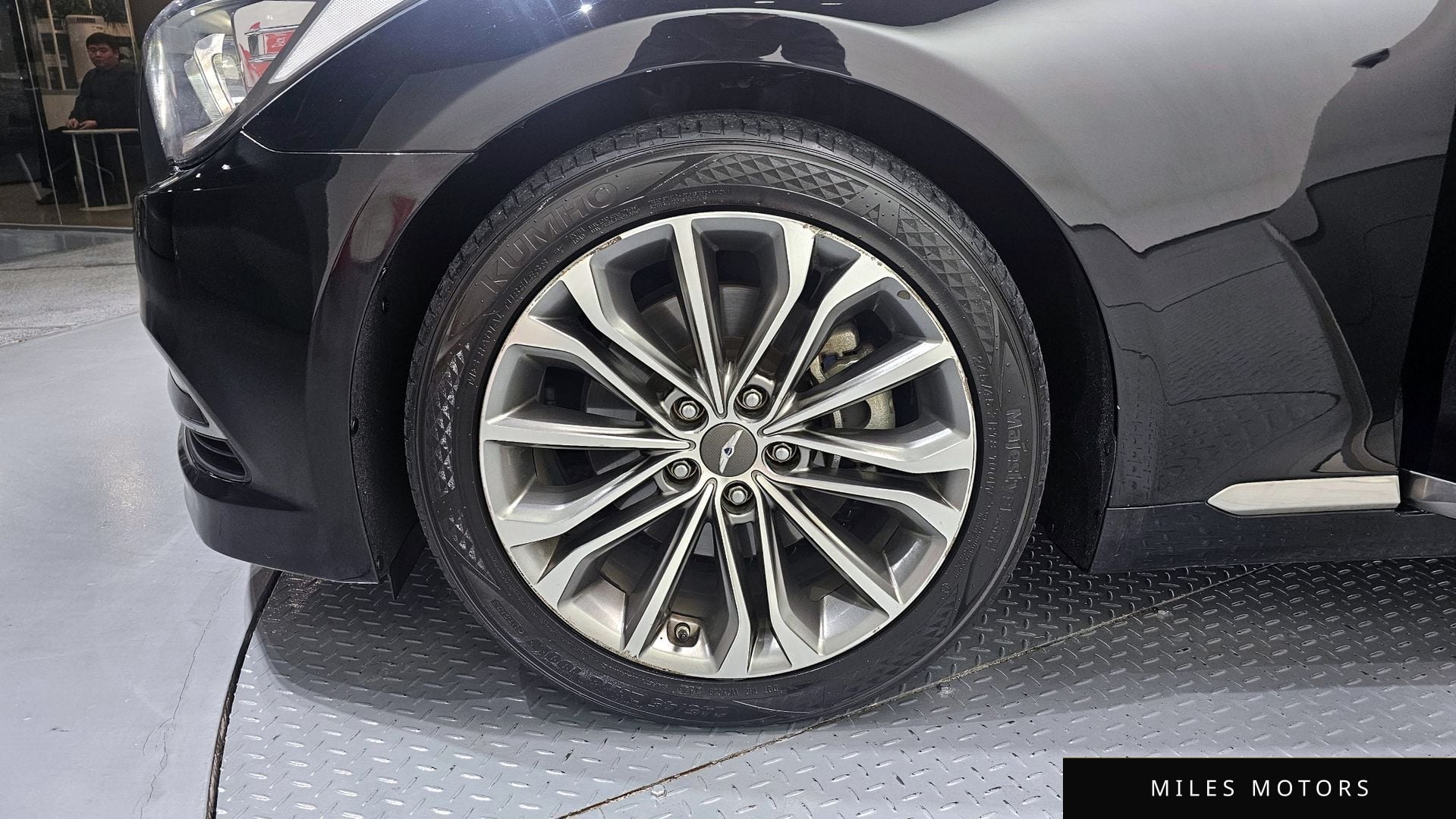 Hyundai Genesis 2015 — миниатюра 5