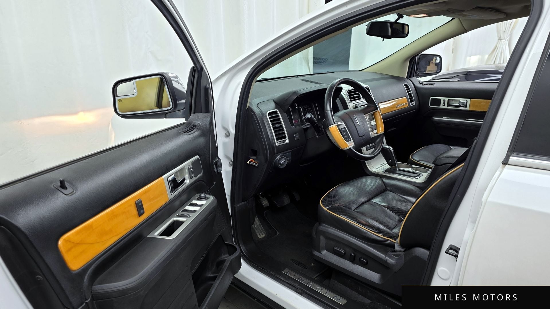 Lincoln MKX 2010 — миниатюра 10
