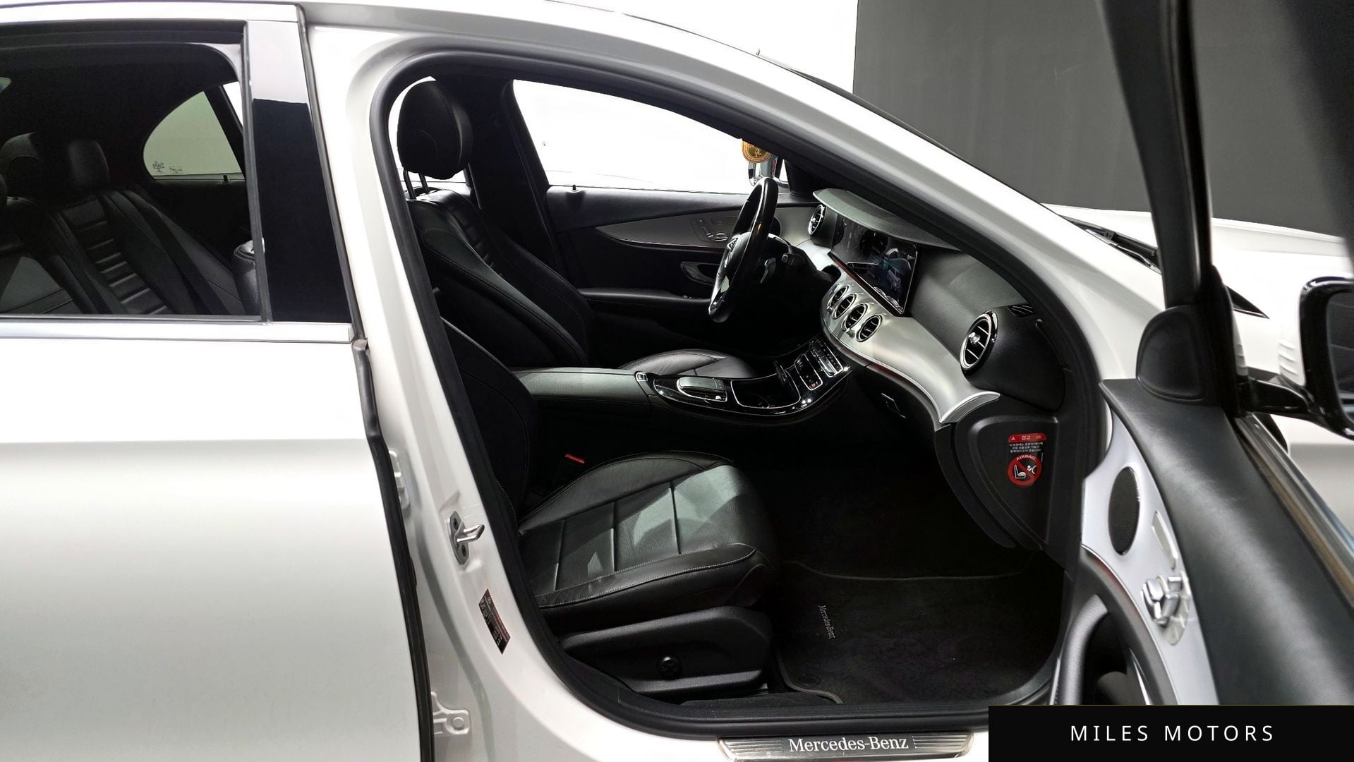 Mercedes-Benz E-Class W213 2021 — миниатюра 11