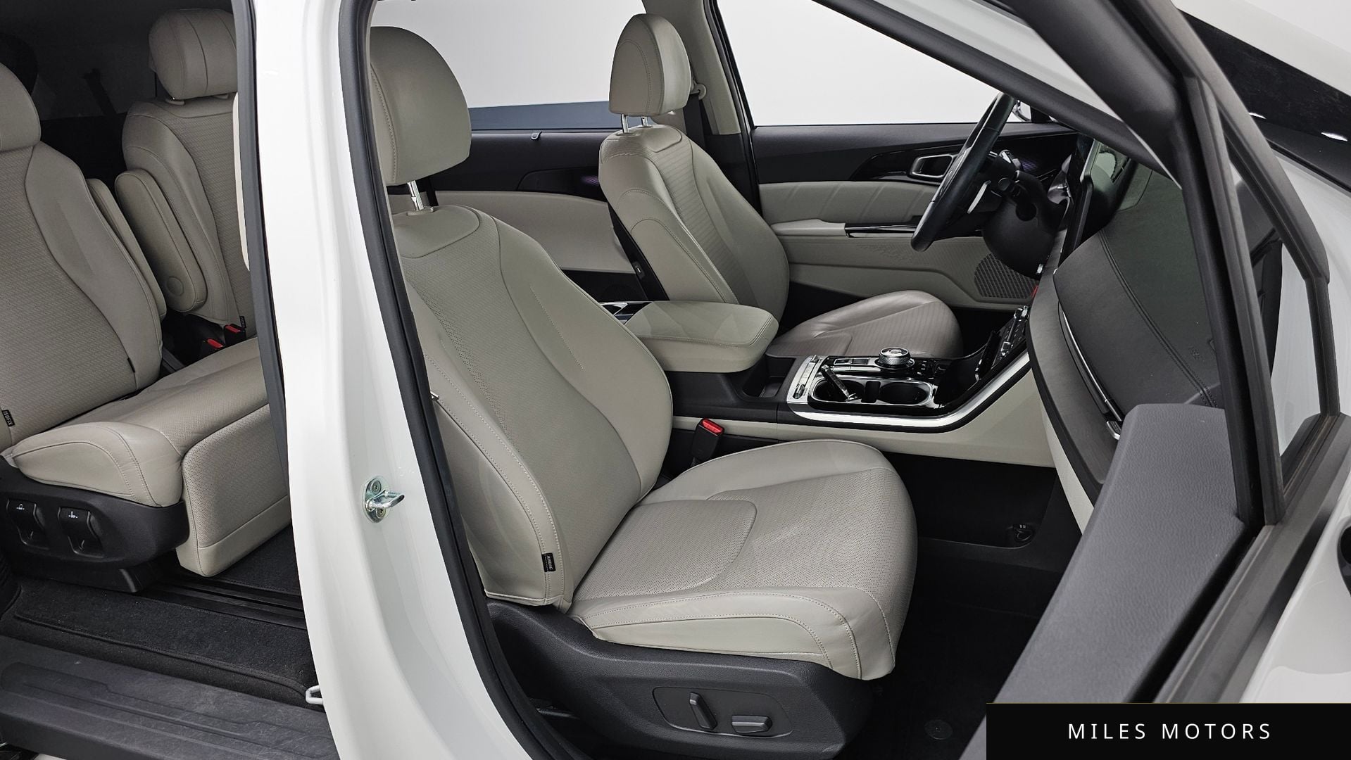 Kia Carnival 2022 — миниатюра 10