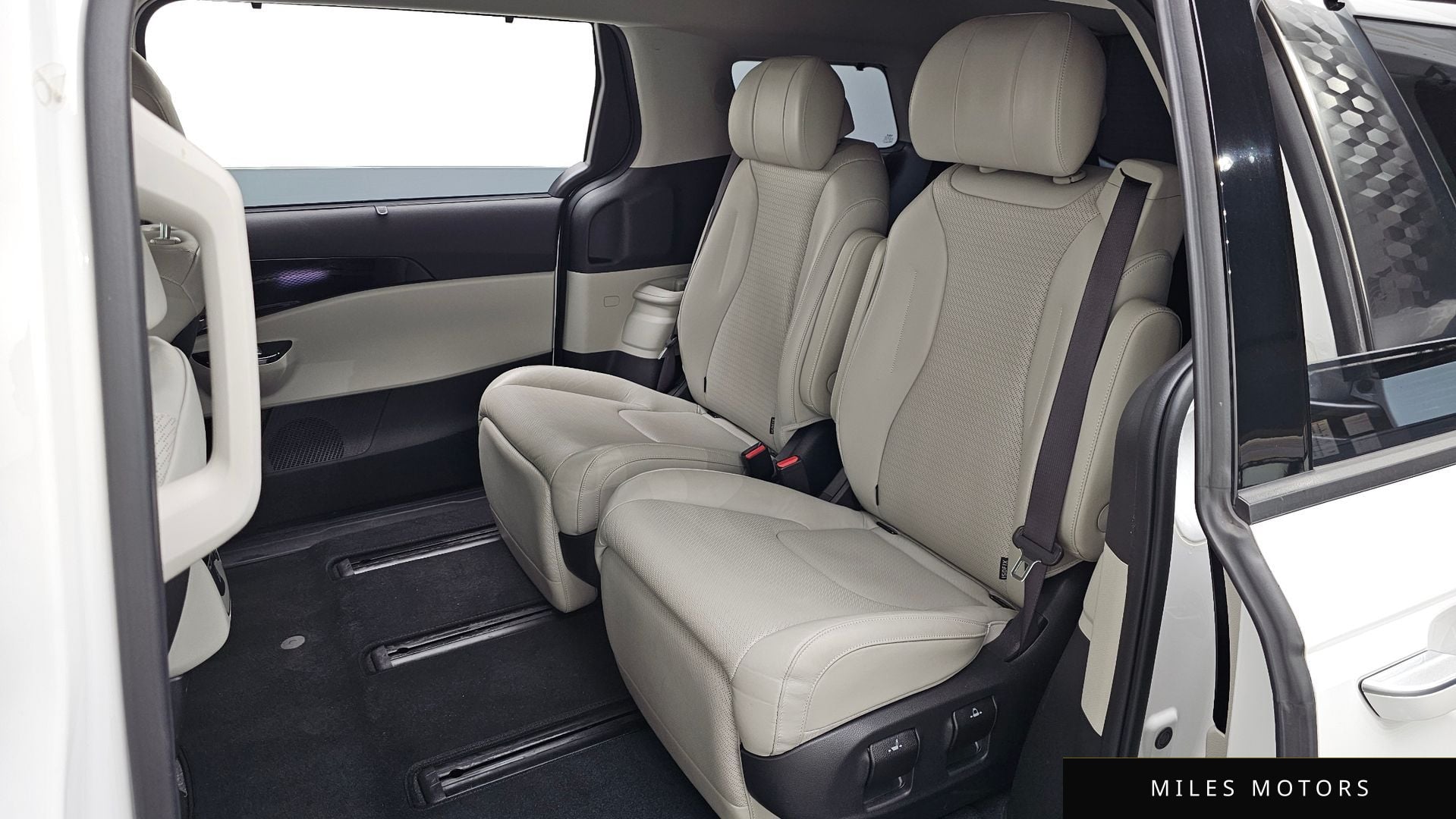 Kia Carnival 2022 — миниатюра 12