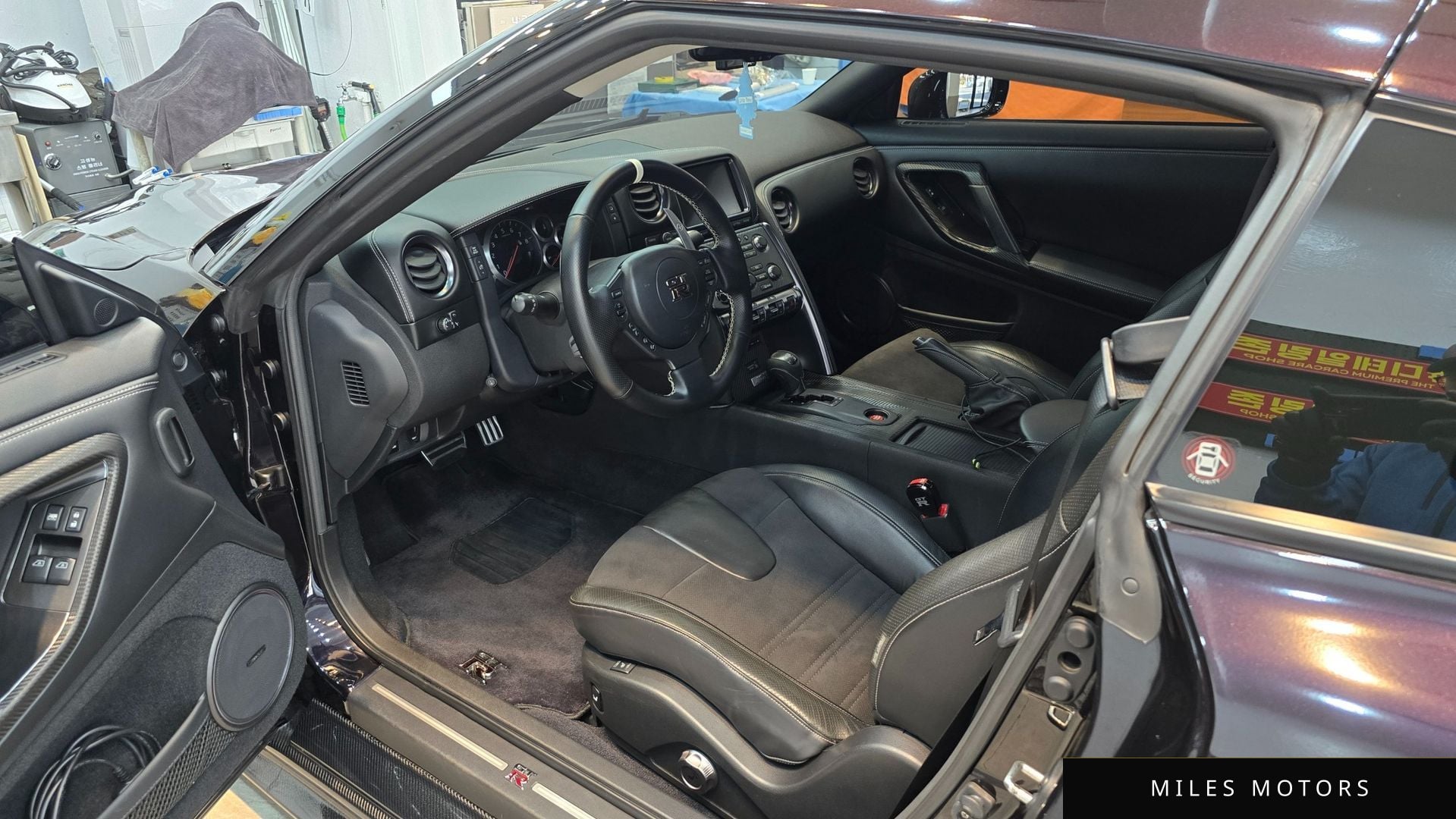 Nissan GT-R 2014 — миниатюра 7