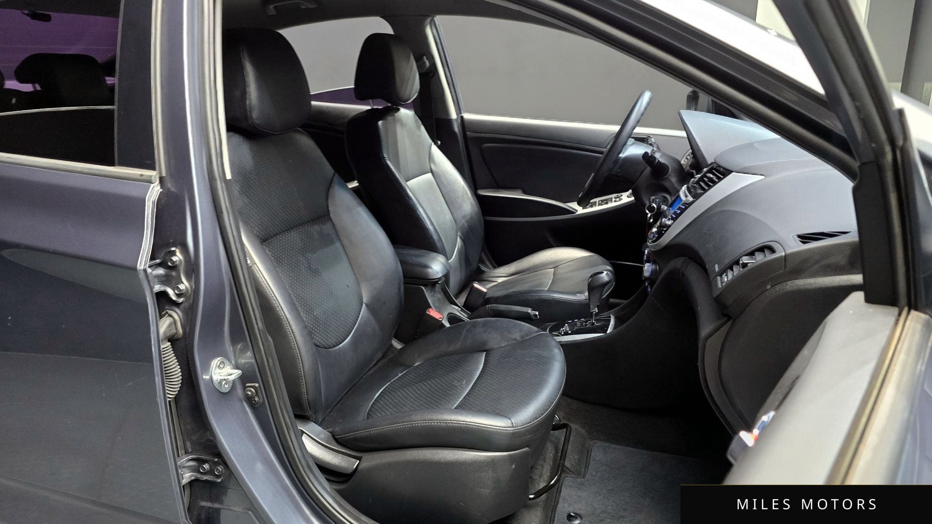 Hyundai Accent 2012 — миниатюра 10