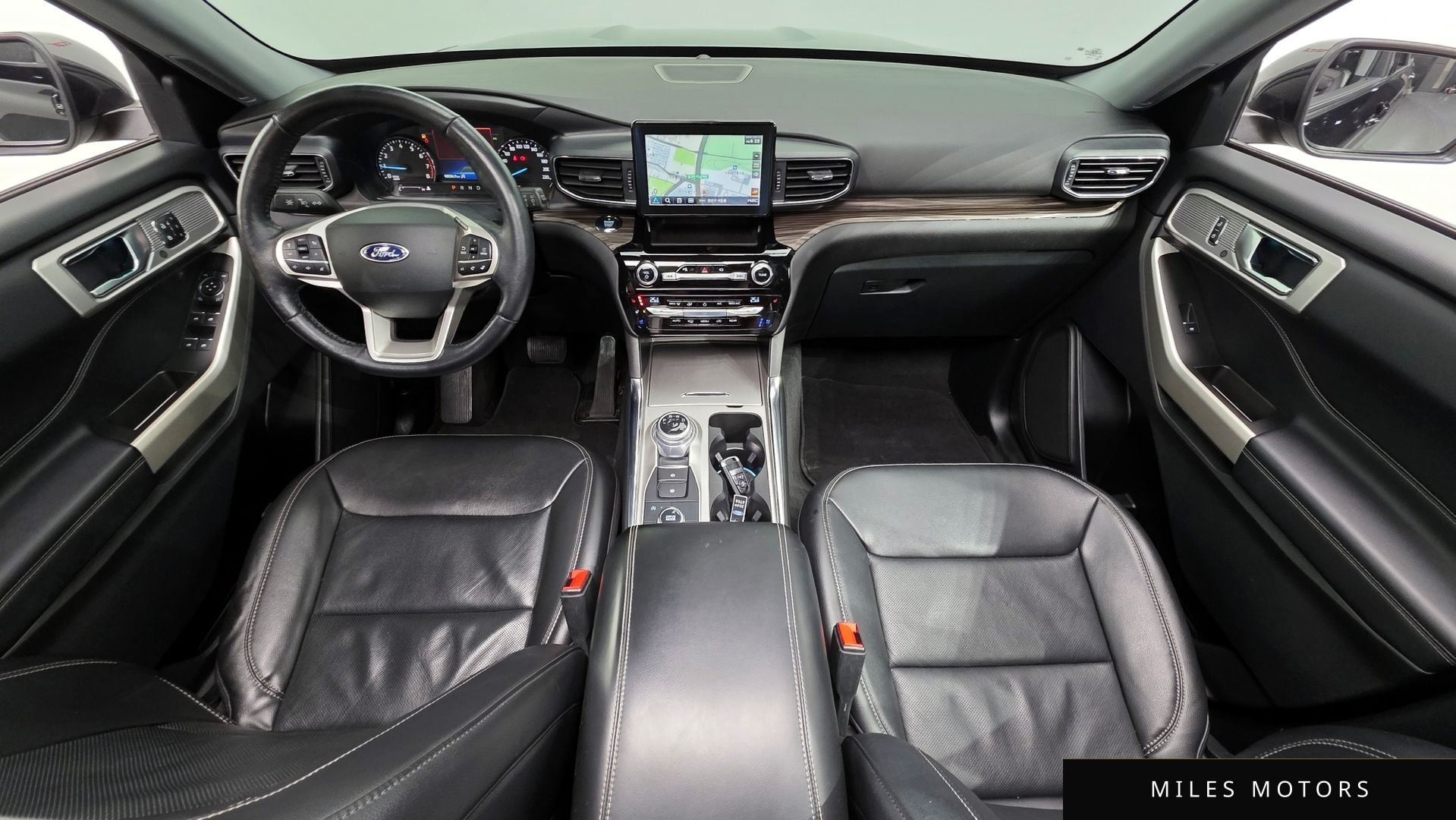 Ford Explorer 2021 — миниатюра 7