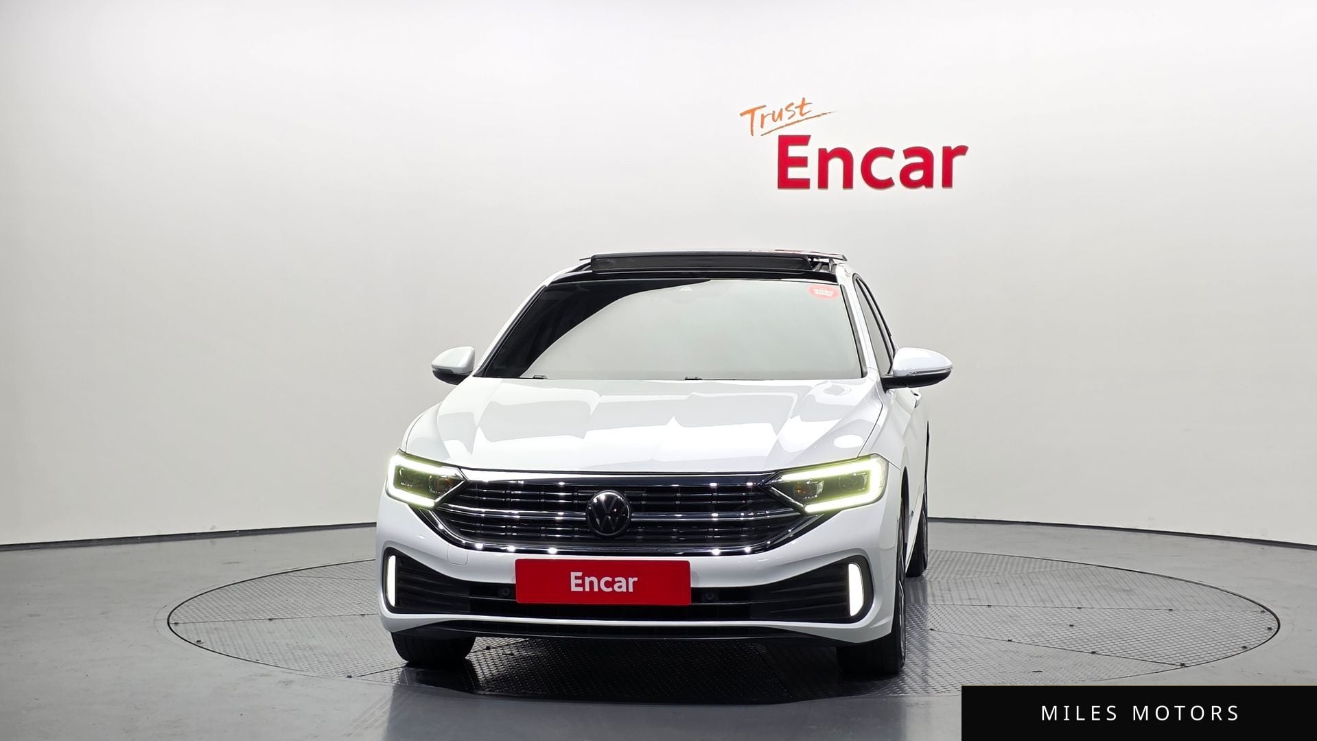Volkswagen Jetta 2023 — миниатюра 3