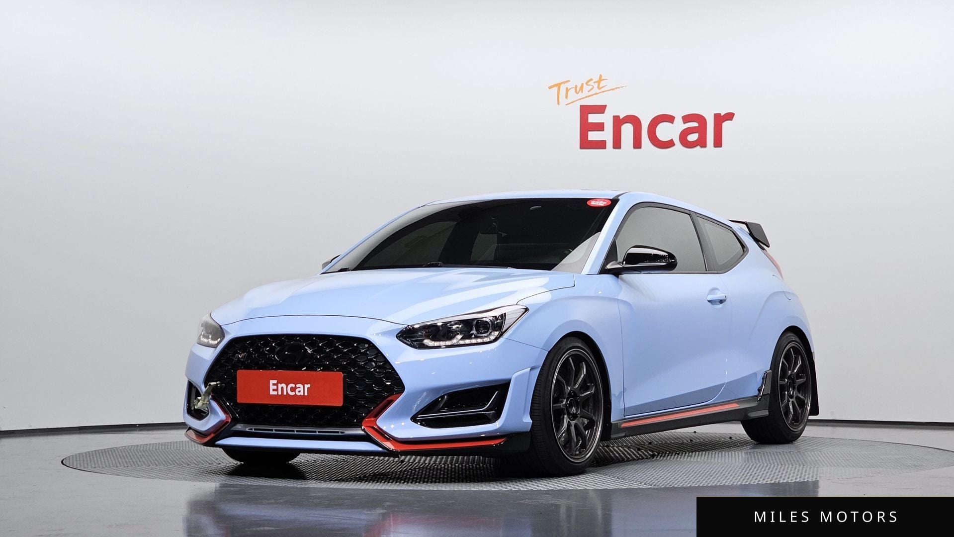Hyundai Veloster 2021 — фото 1 из 12