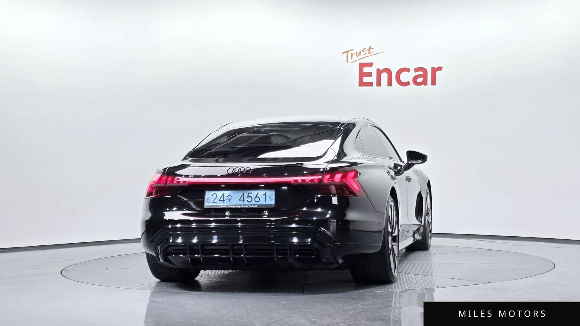 Audi e-tron GT 2022 — миниатюра 3