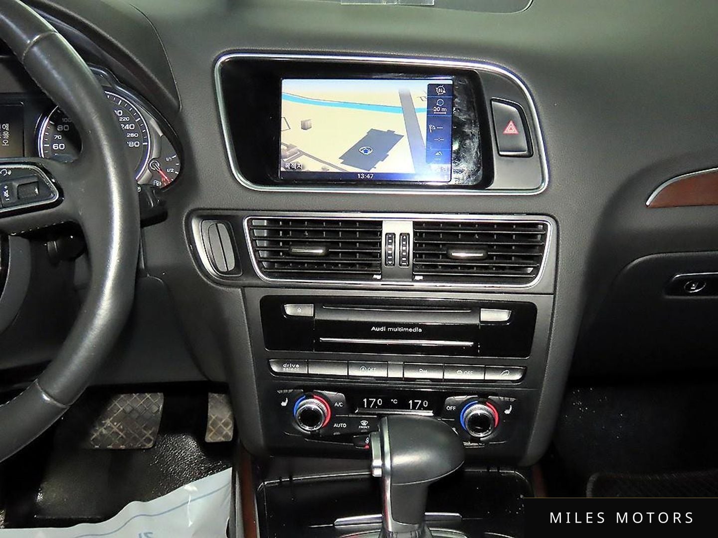 Audi Q5 2015 — миниатюра 11