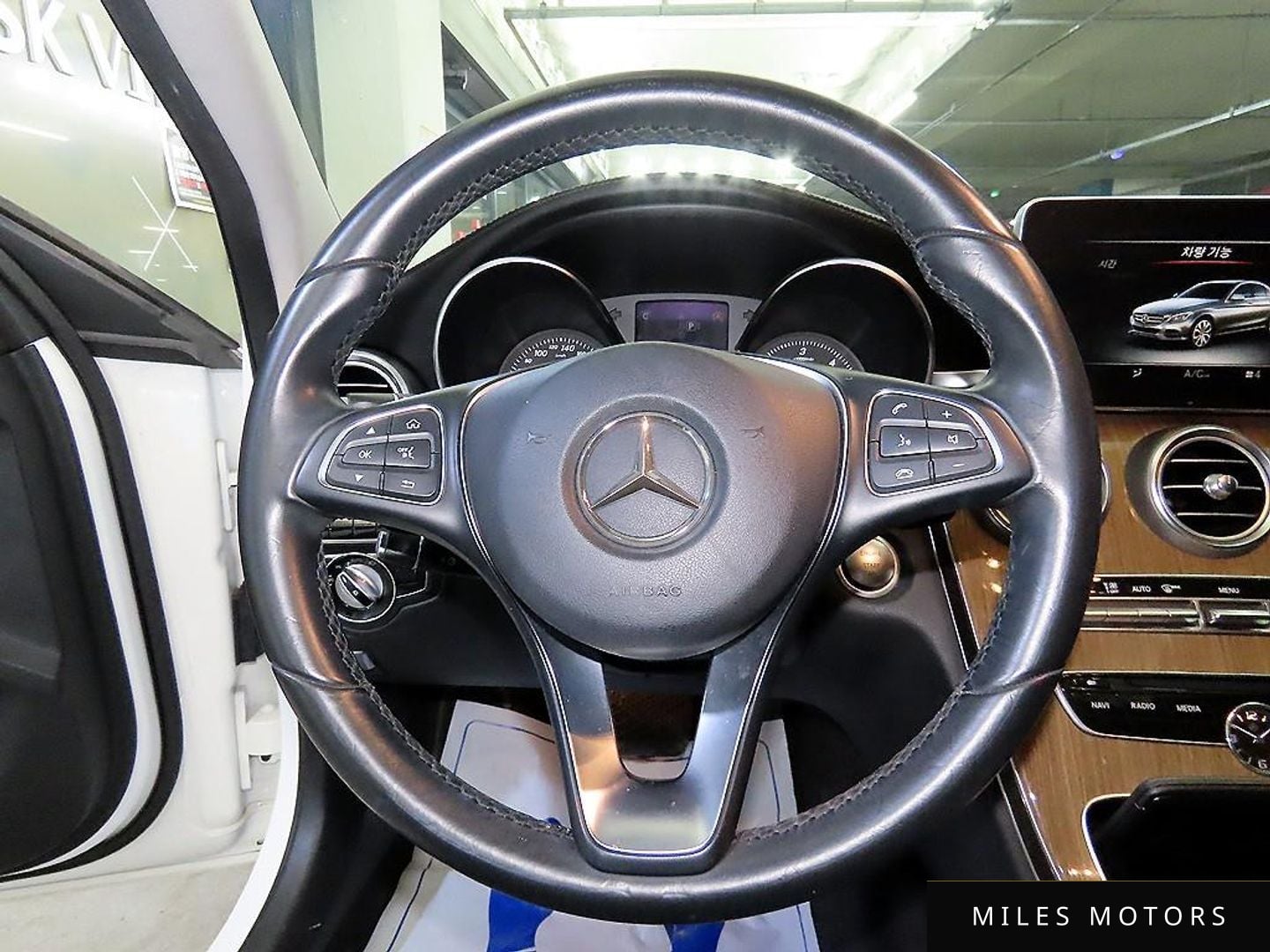 Mercedes-Benz C-Class W205 2015 — миниатюра 8
