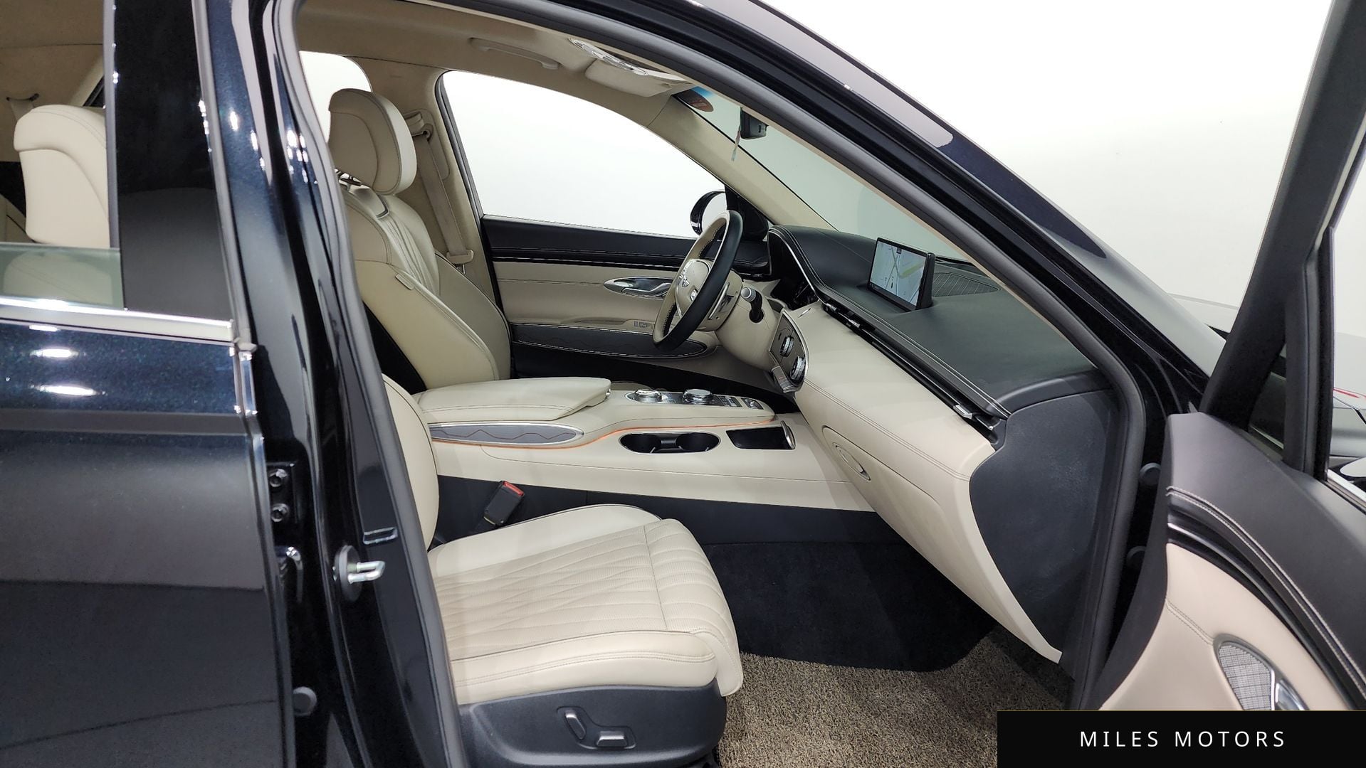 Genesis GV70 2021 — миниатюра 11